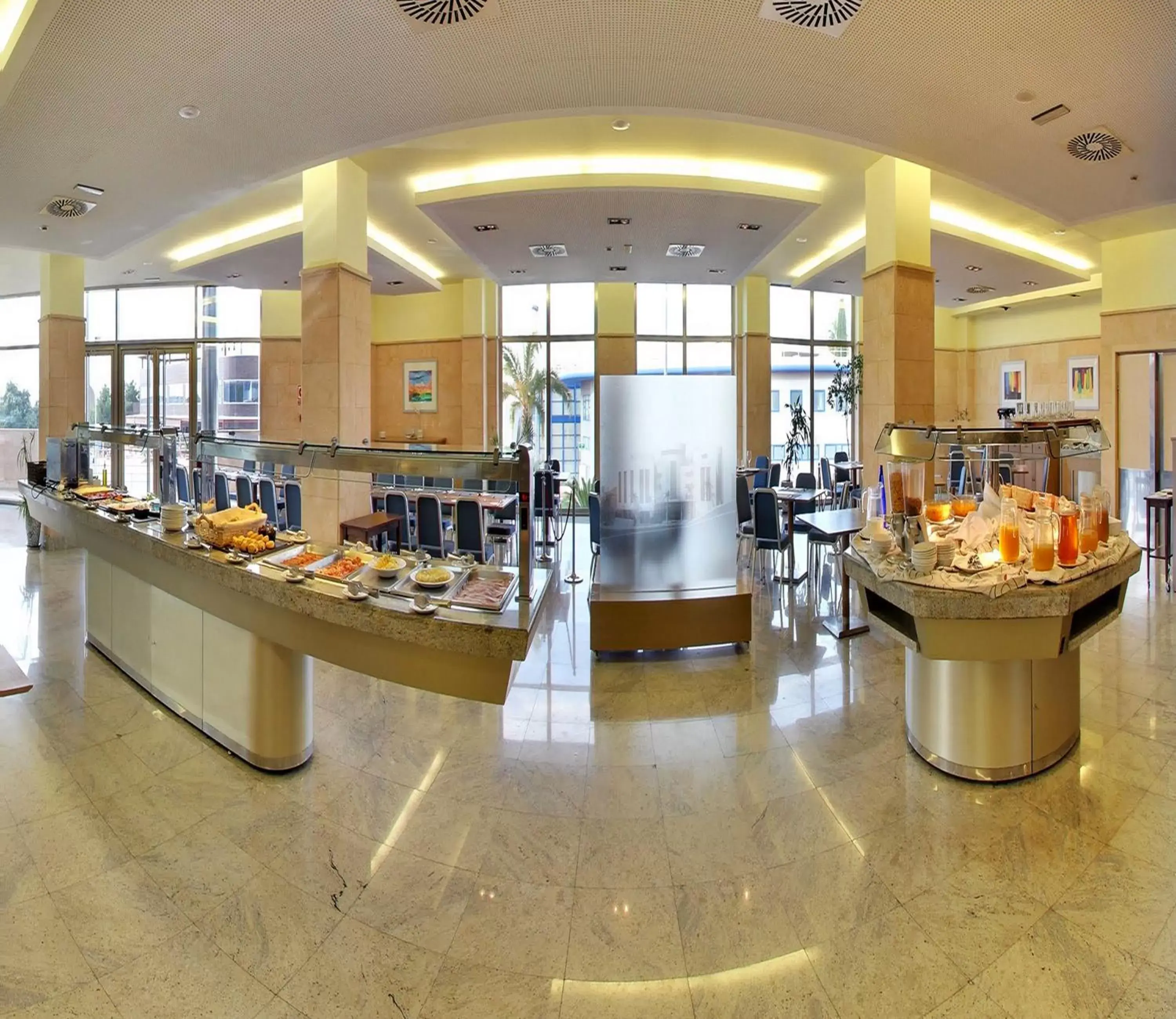 Food in Hotel Mas Camarena Food in Hotel Mas Camarena