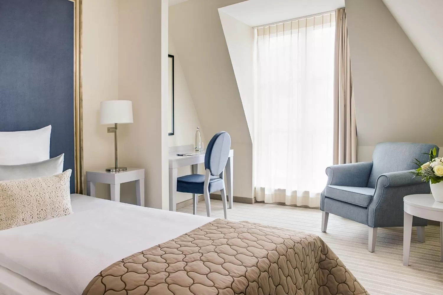 Bed in Dorint Parkhotel Meißen