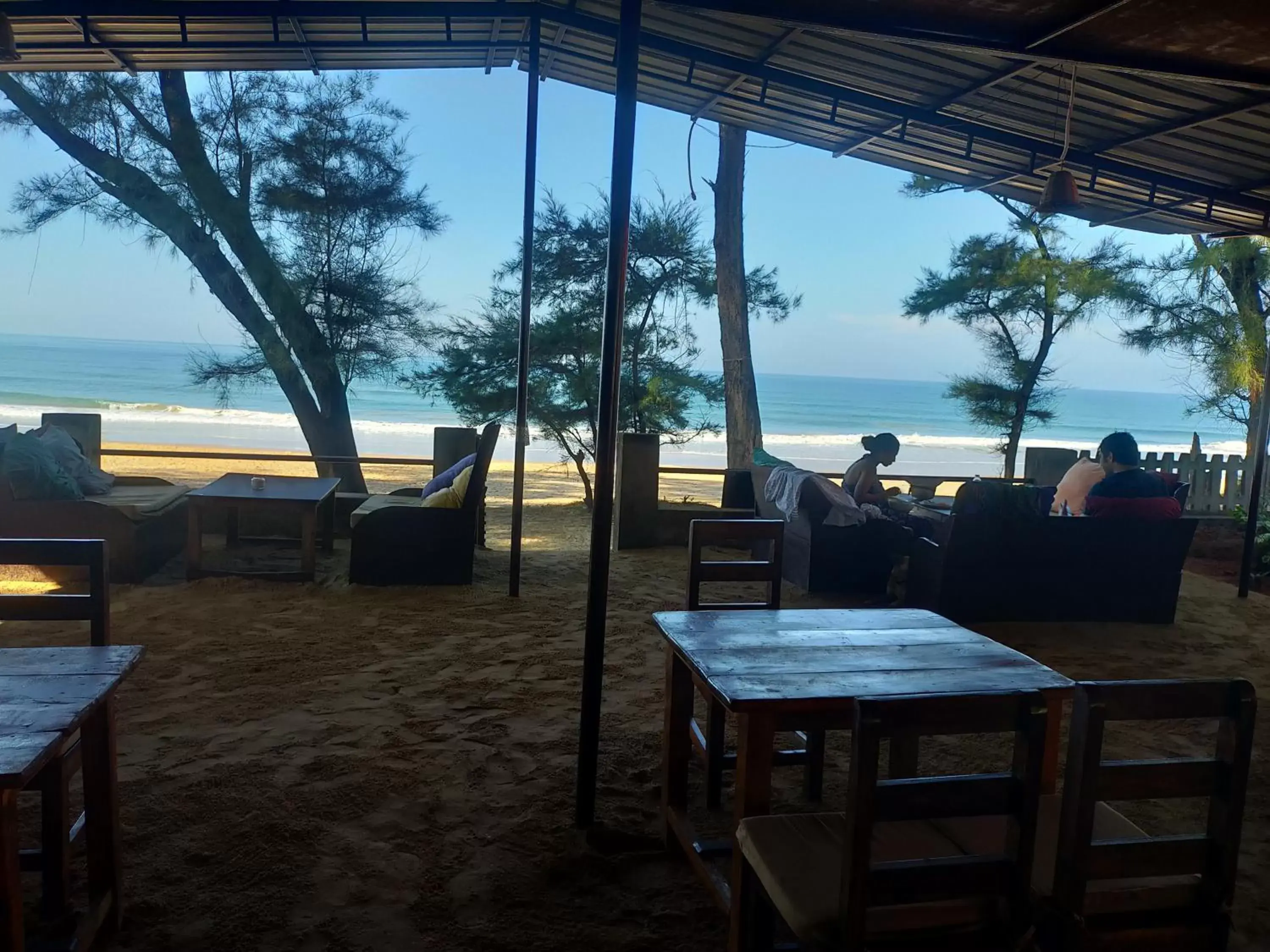 Restaurant/places to eat in Peace Garden Beach Resort Restaurant/places to eat in Peace Garden Beach Resort