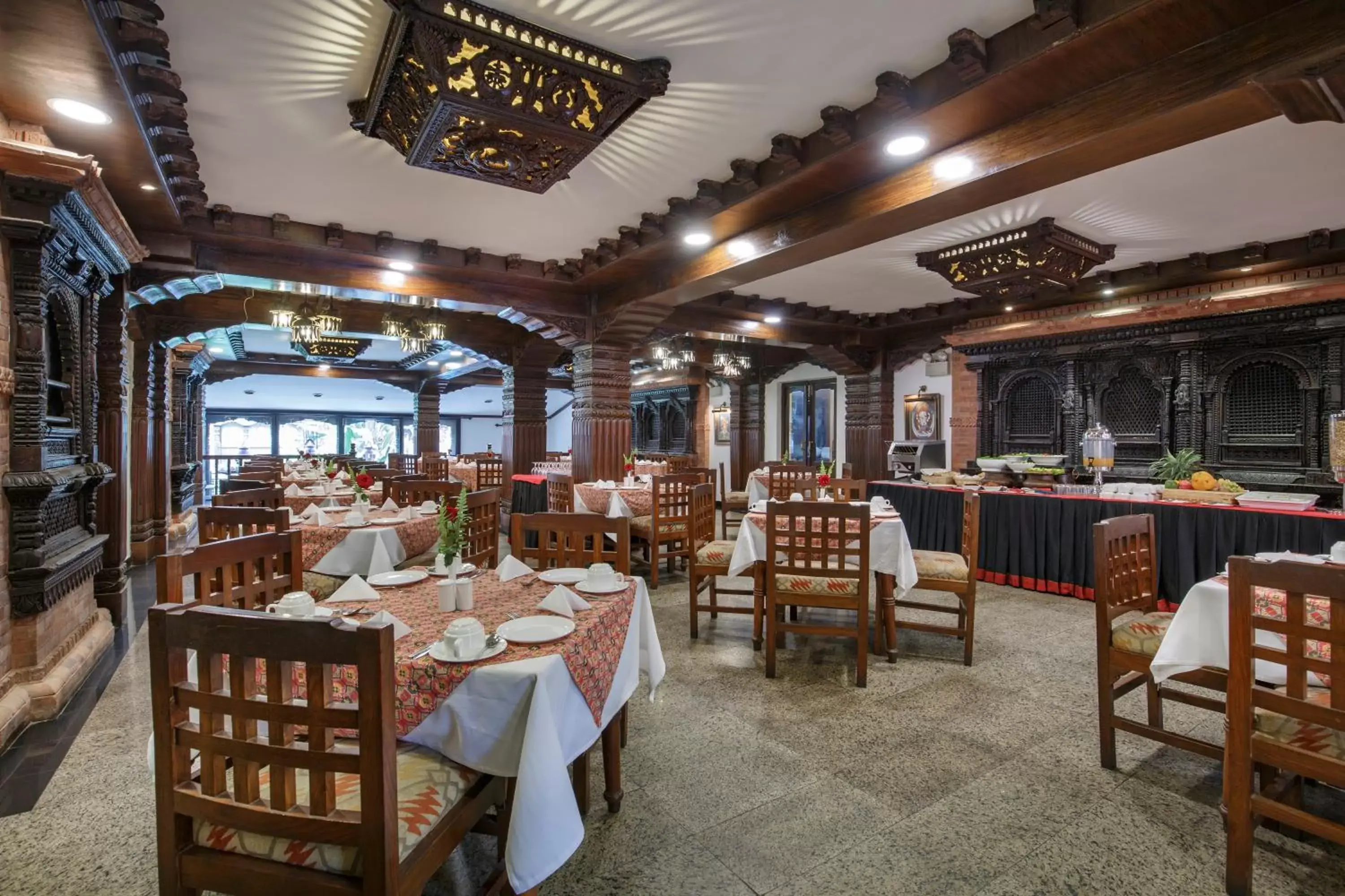 Restaurant/Places to Eat in Hotel Manaslu