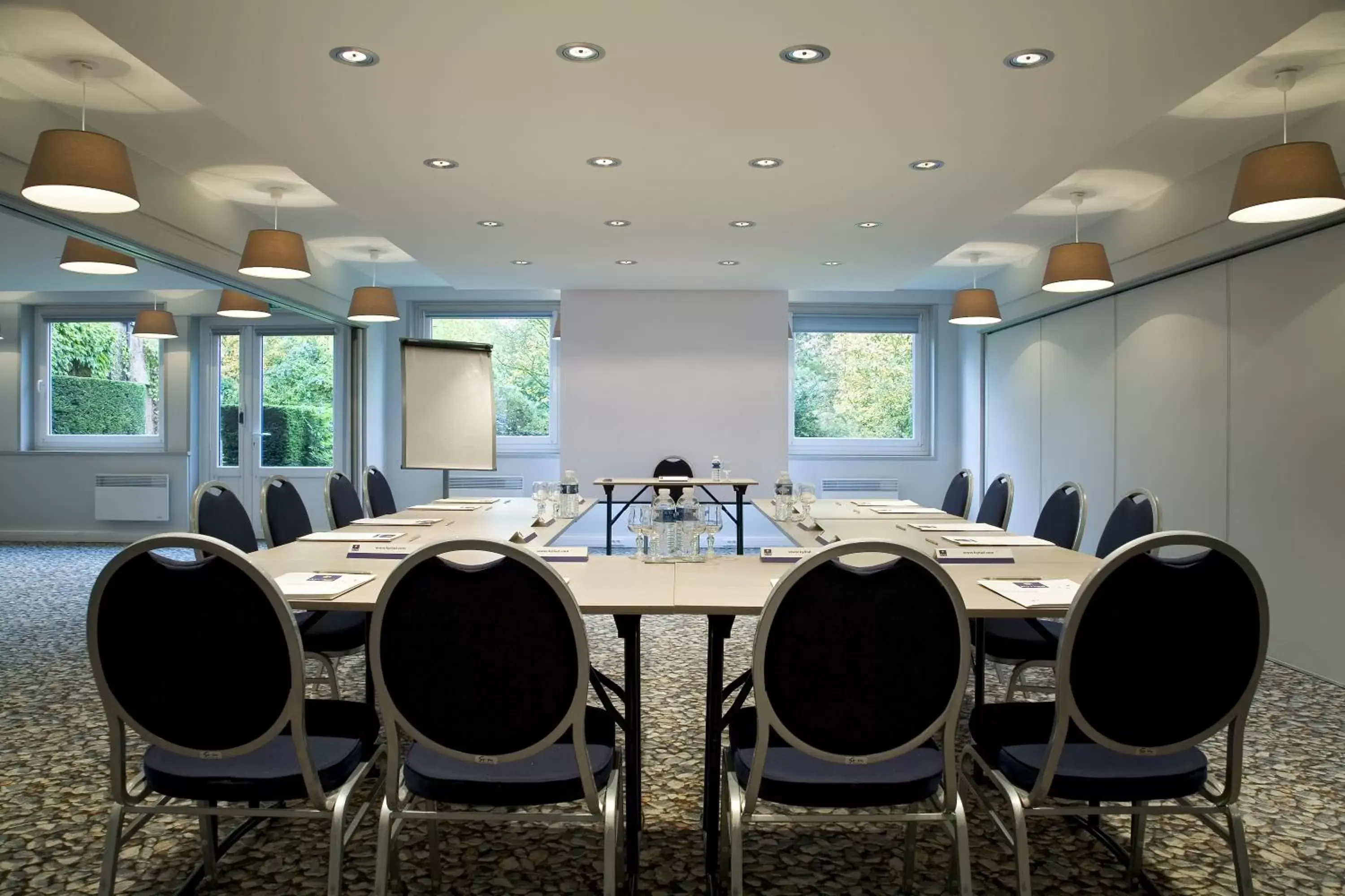 Business facilities in Kyriad Lille Est - Villeneuve d'Ascq