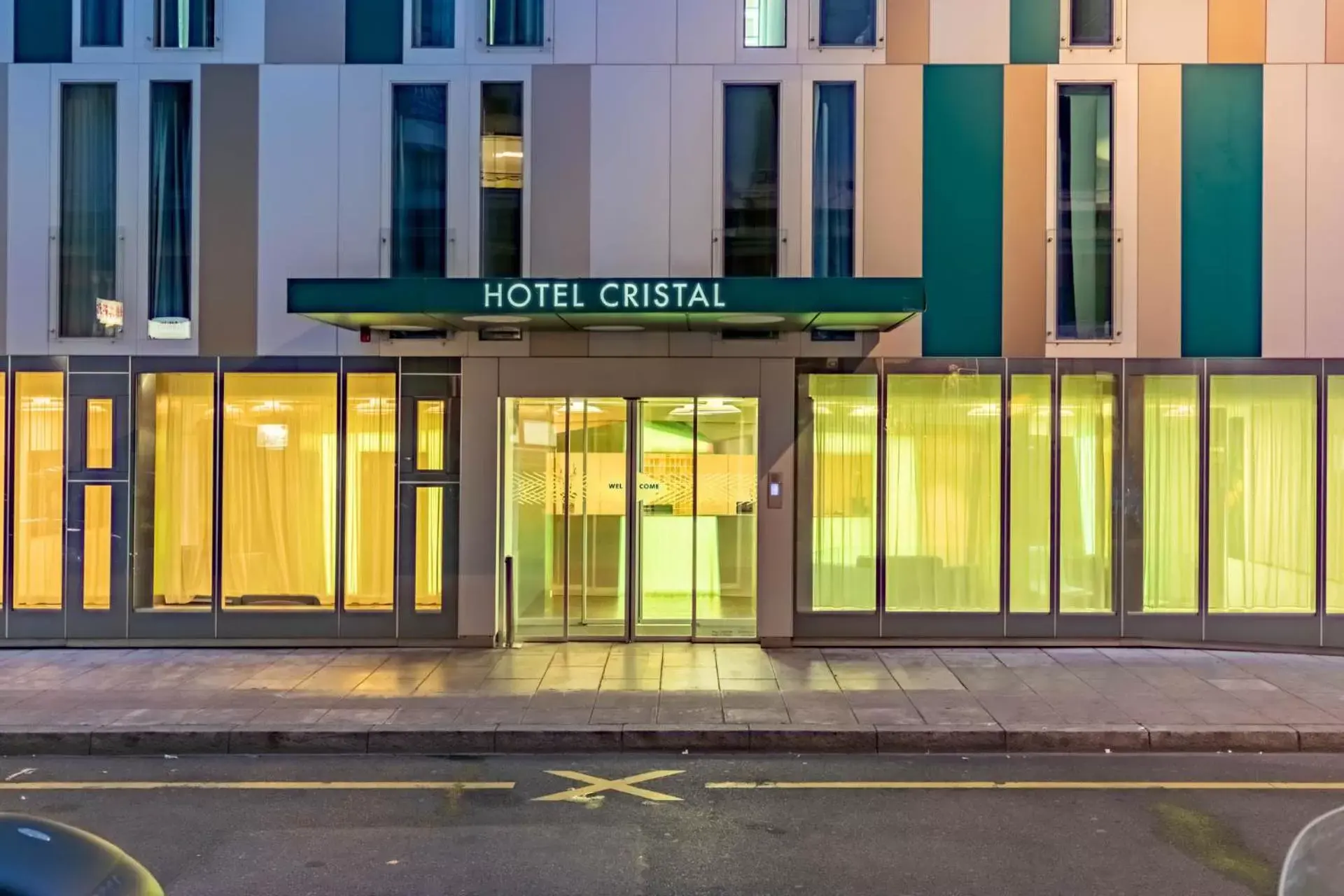 Facade/entrance in Hotel Cristal Design