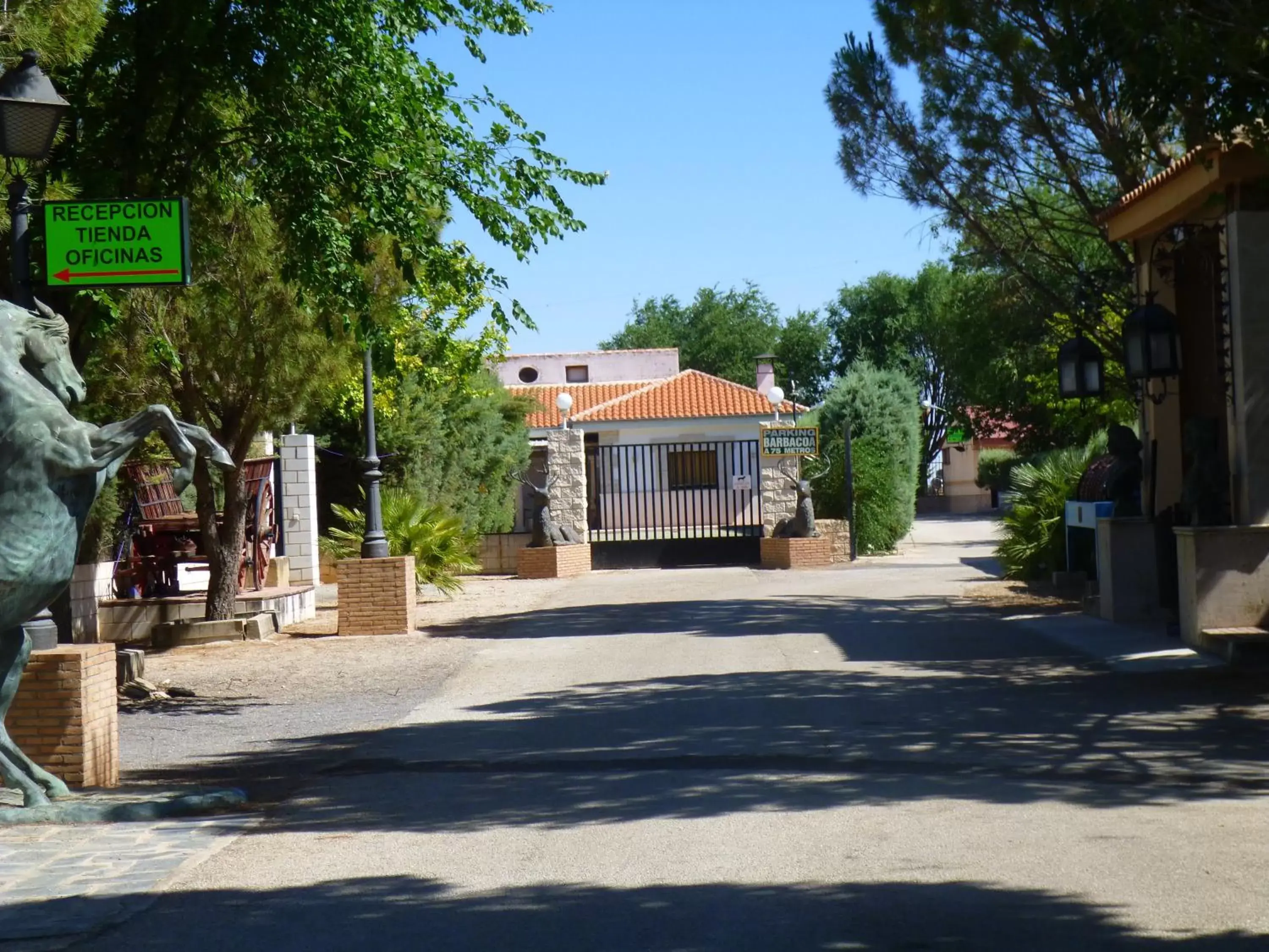 Property Building in Alojamiento Rural Los Delfines