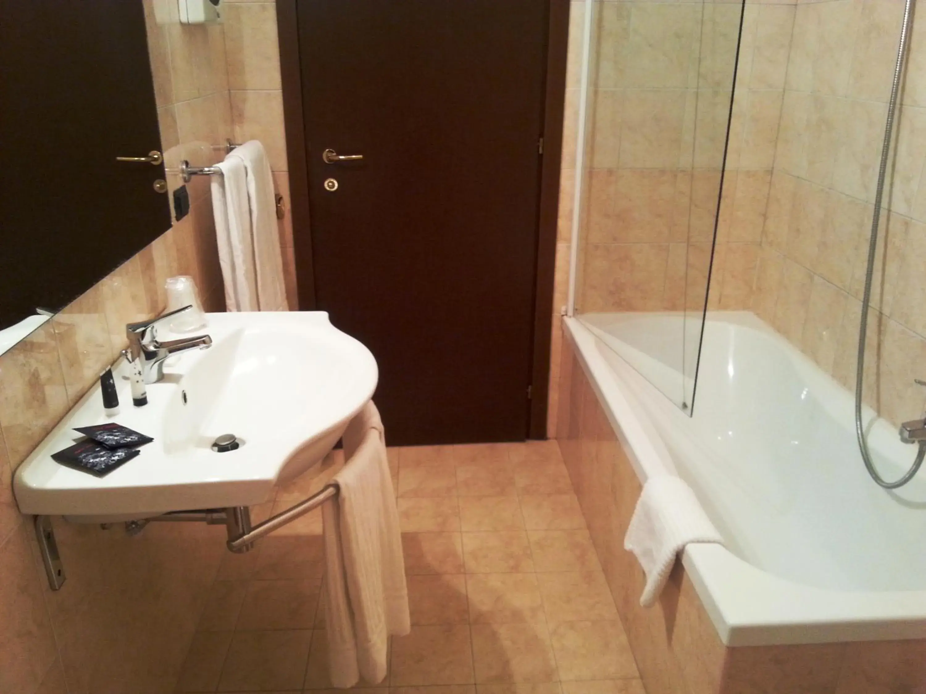 Bathroom in Grand Hotel Dei Cesari