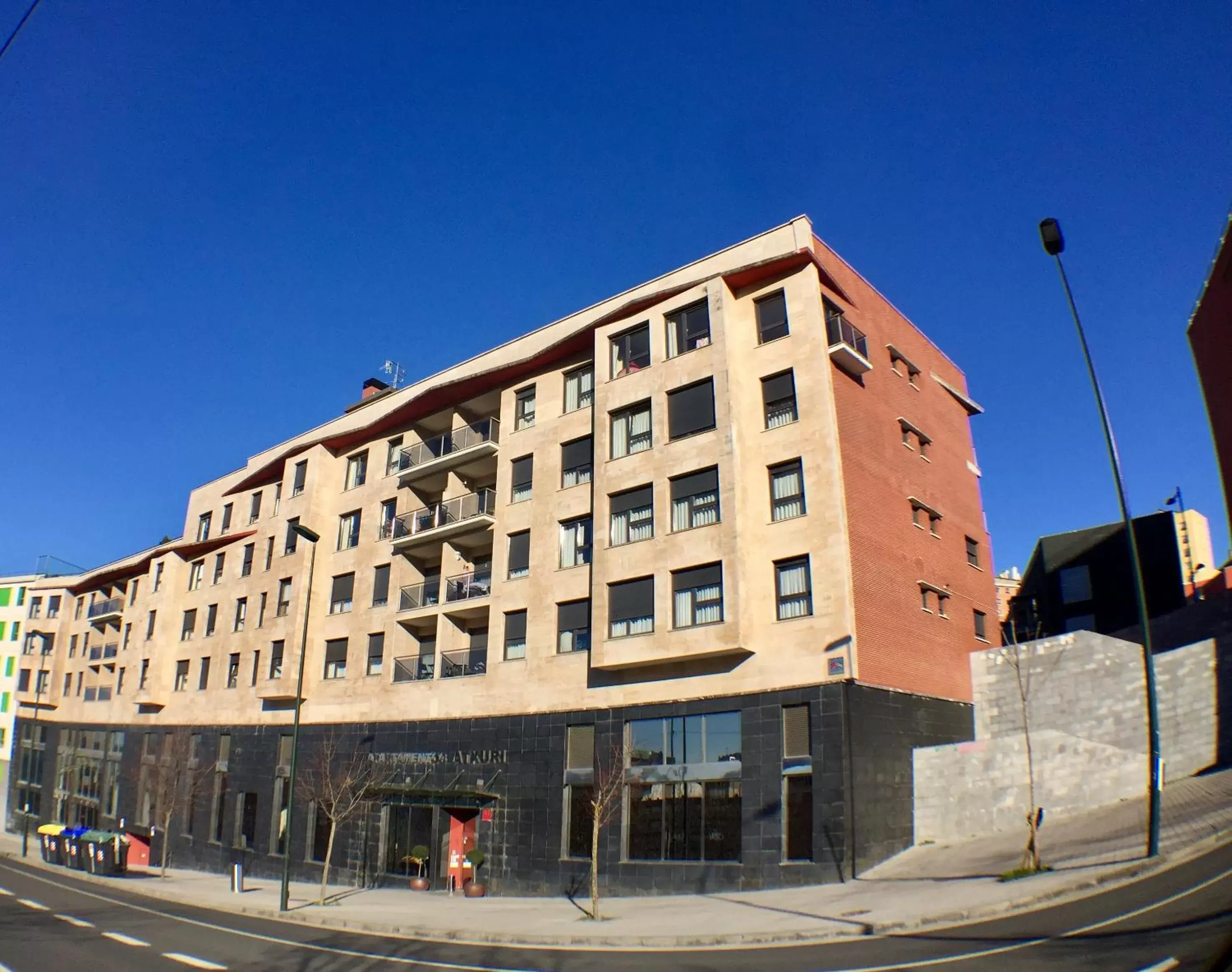 Facade/entrance, Property Building in Bilbao Apartamentos Atxuri