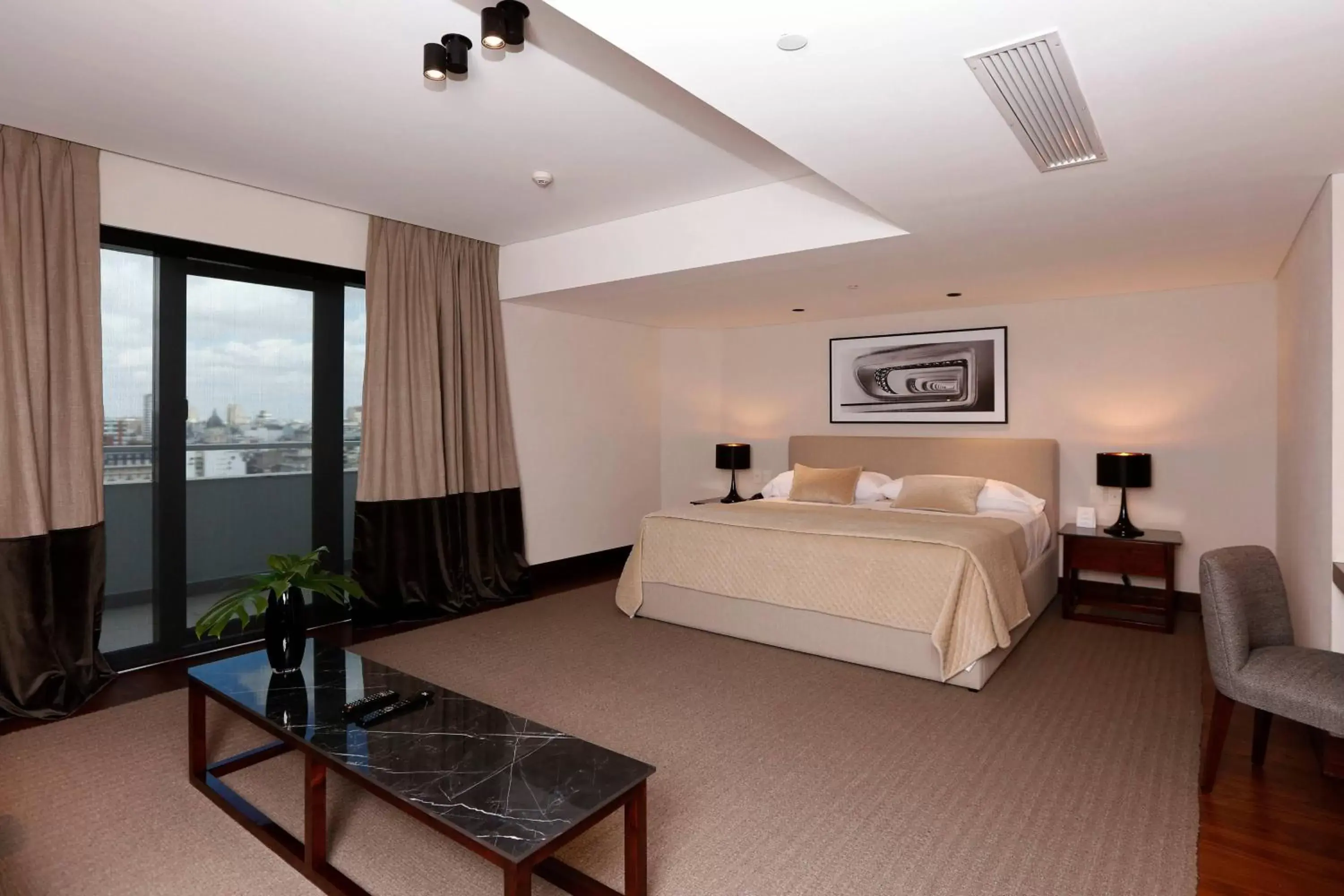 Bedroom in Buenos Aires Marriott