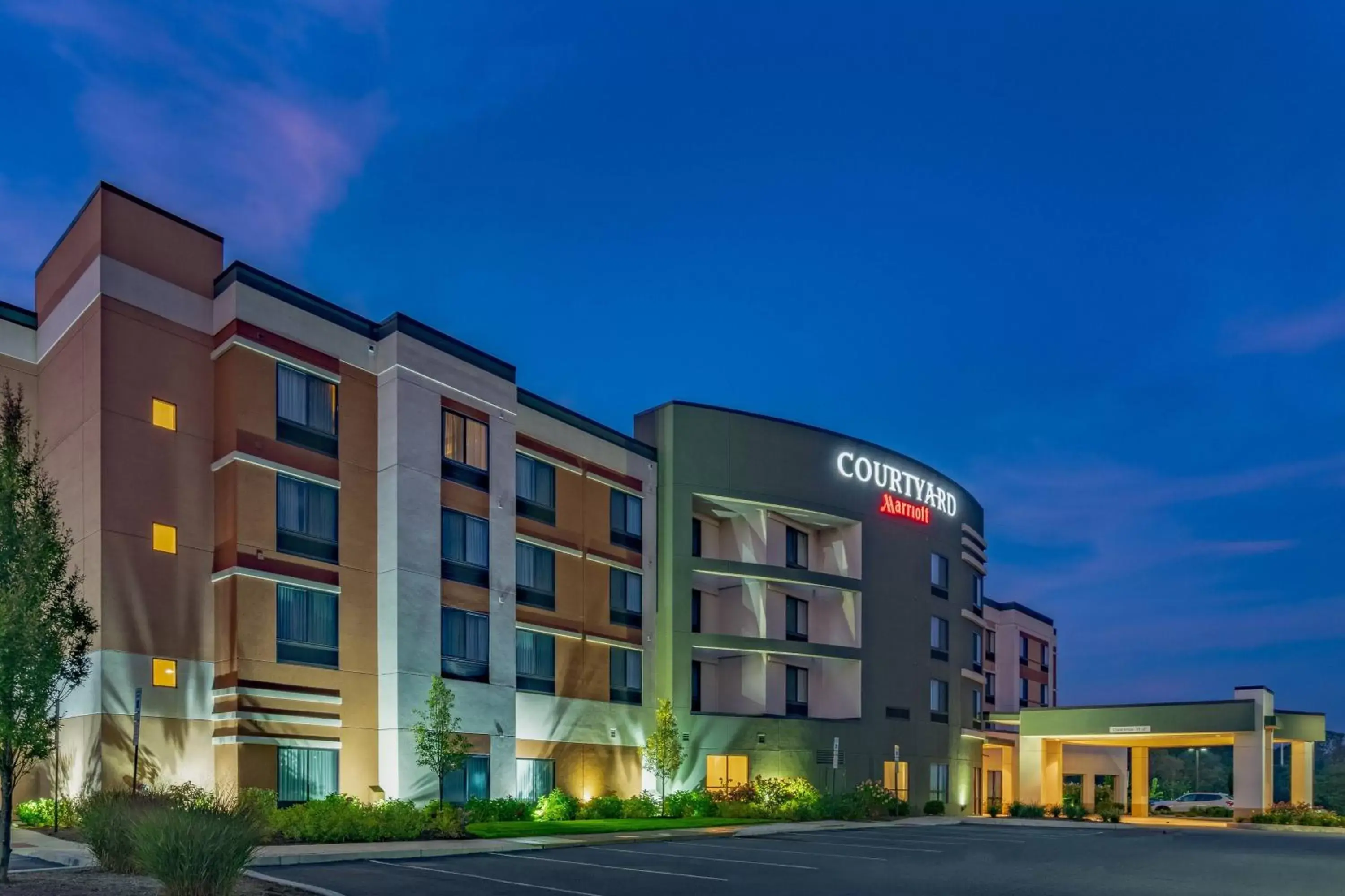Property Building in Courtyard by Marriott Wilkes-Barre Arena