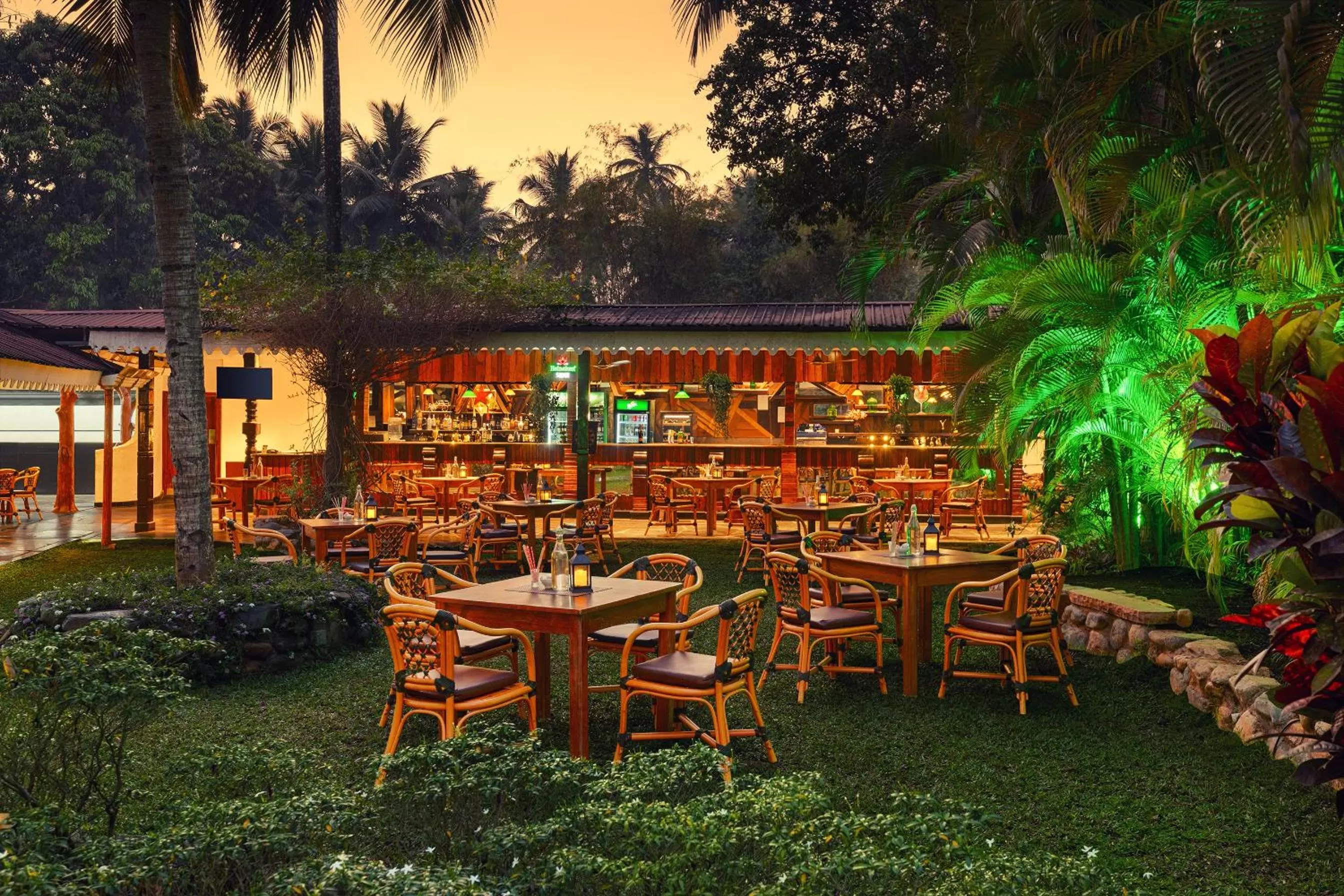 Restaurant/places to eat in Fortune Resort Benaulim Goa - Member ITC Hotels' Group