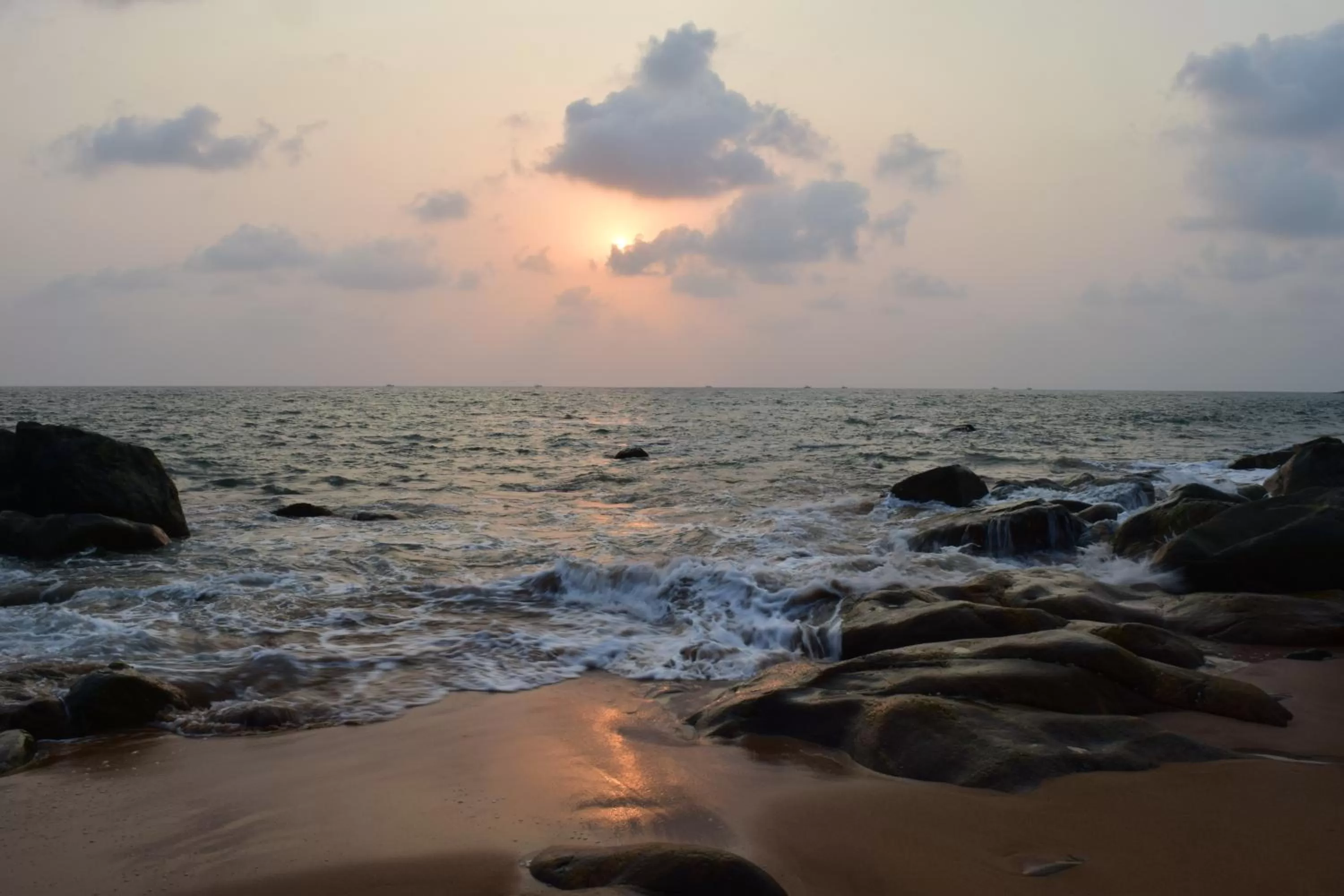 Sea view in Red Earth - Gokarna