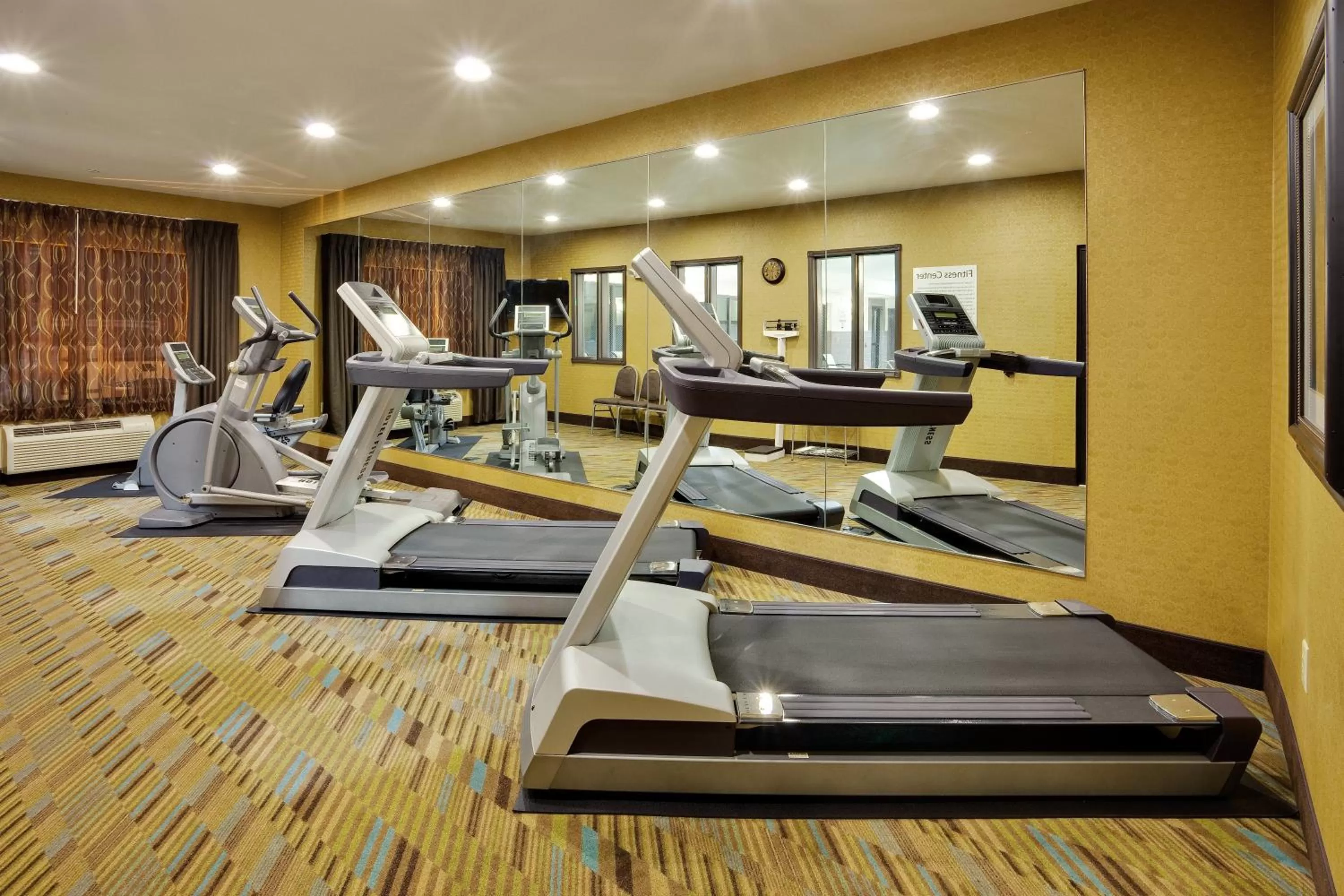 Fitness centre/facilities in Holiday Inn Express and Suites Limerick - Pottstown by IHG
