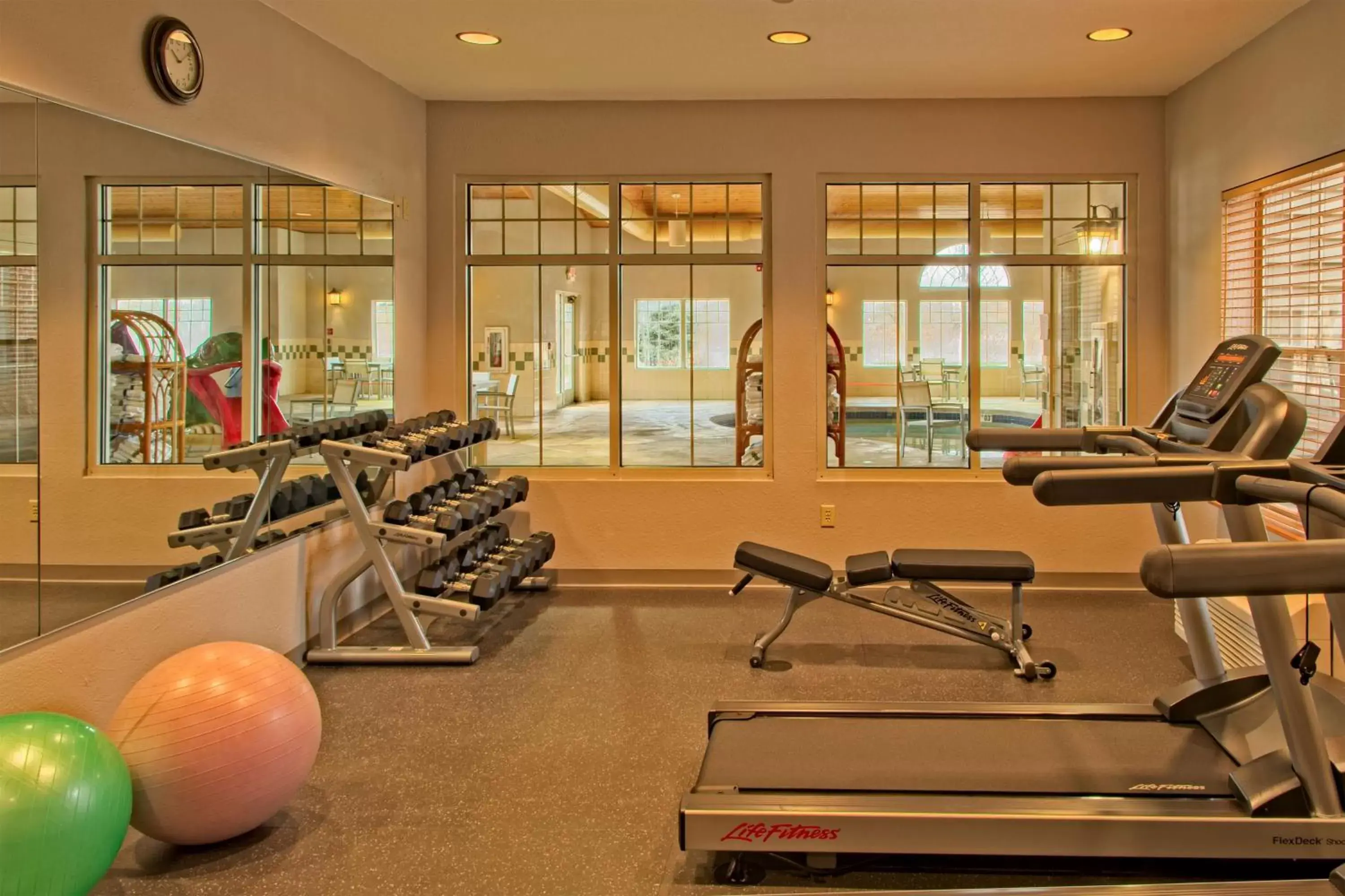 Activities, Fitness Center/Facilities in Country Inn & Suites by Radisson, Green Bay East, WI