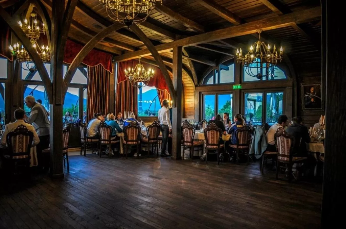 Restaurant/places to eat in Castel Transilvania