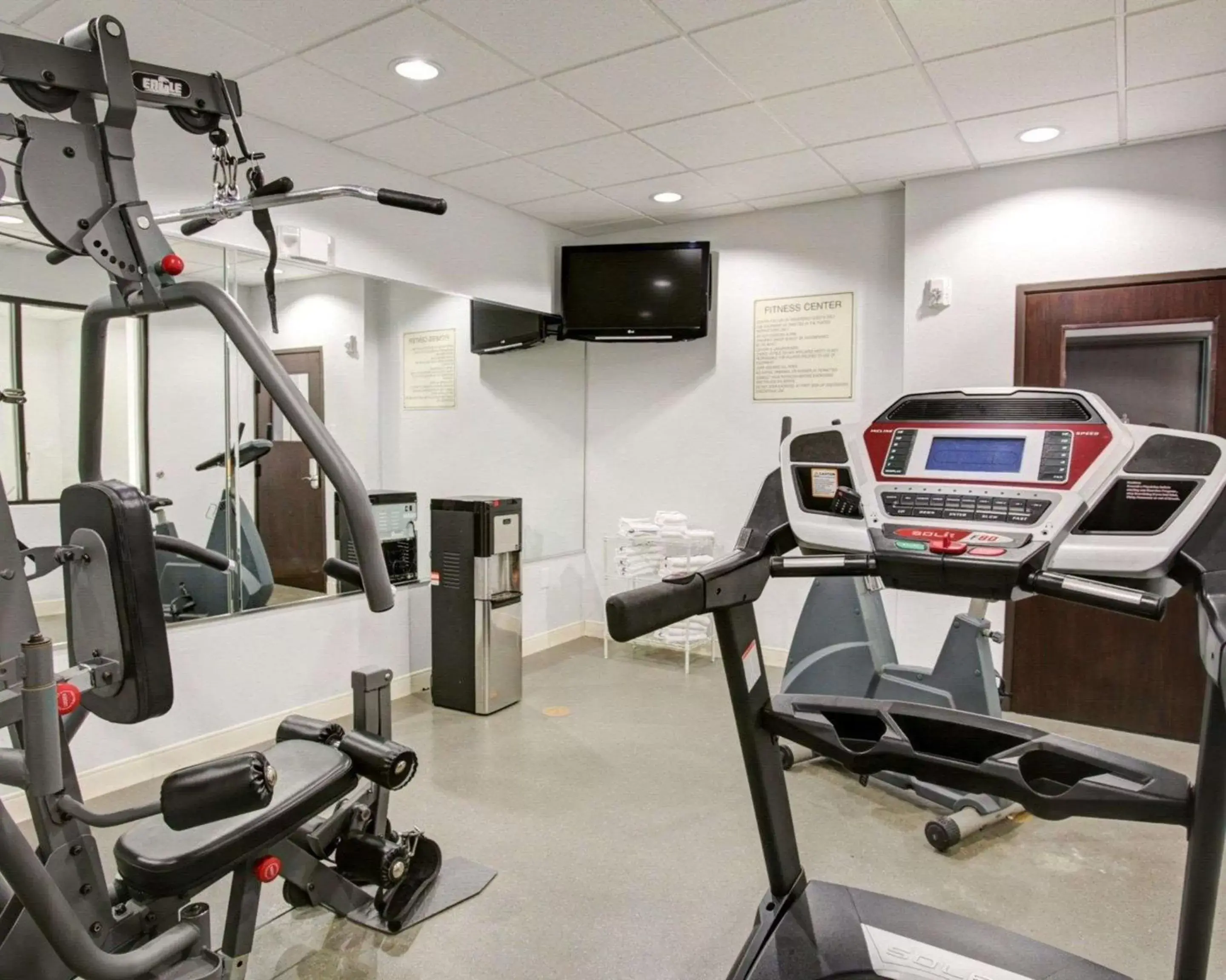Fitness centre/facilities, Fitness Center/Facilities in Quality Inn & Suites Bryan