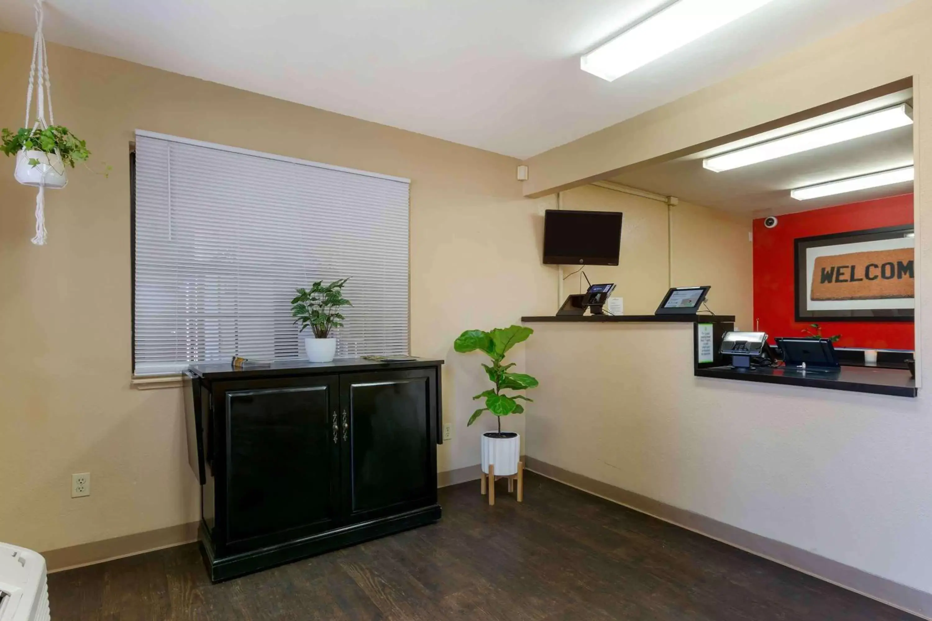 Lobby or reception, Lobby/Reception in Extended Stay America Suites - Phoenix - Scottsdale - North