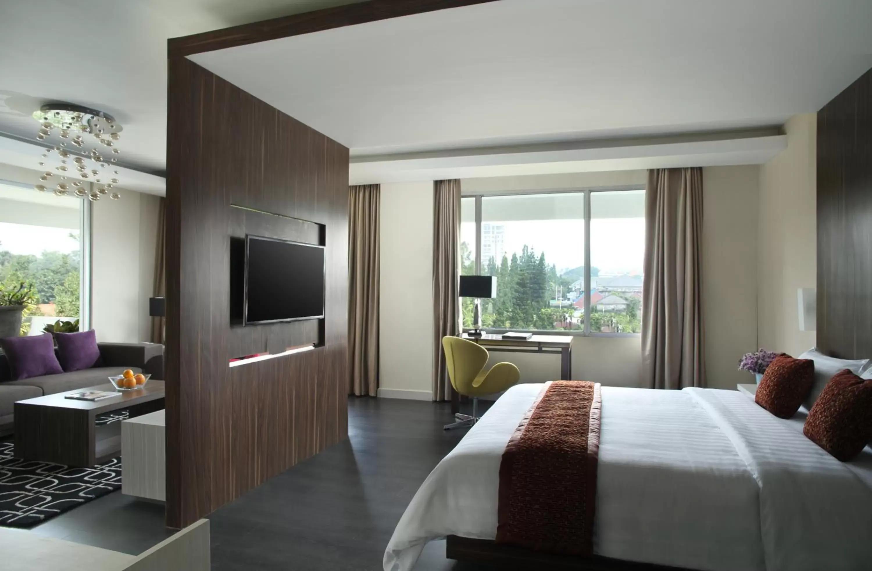 Bed, TV/Entertainment Center in Patra Bandung Hotel