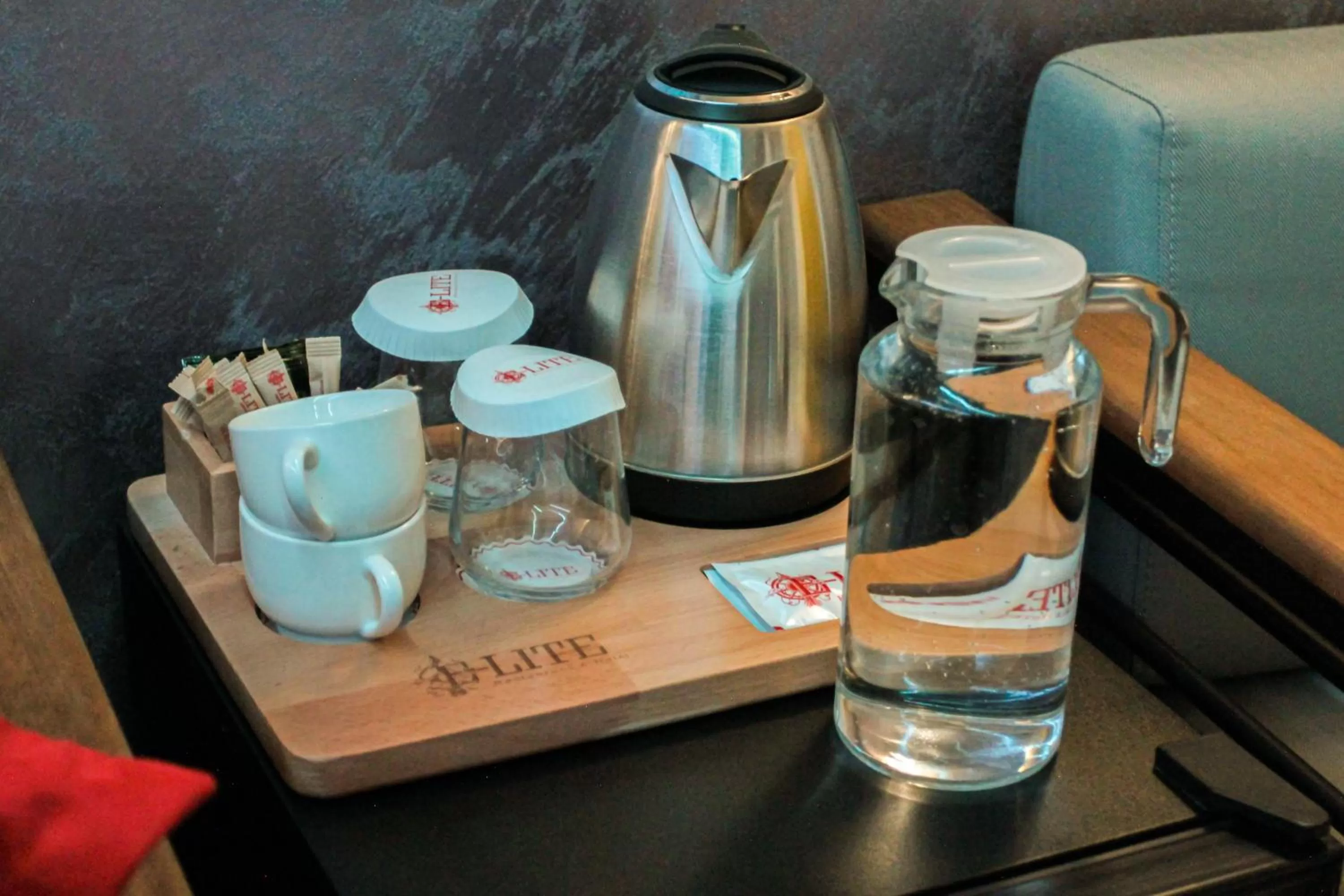 Coffee/tea facilities in E-lite& Meatador