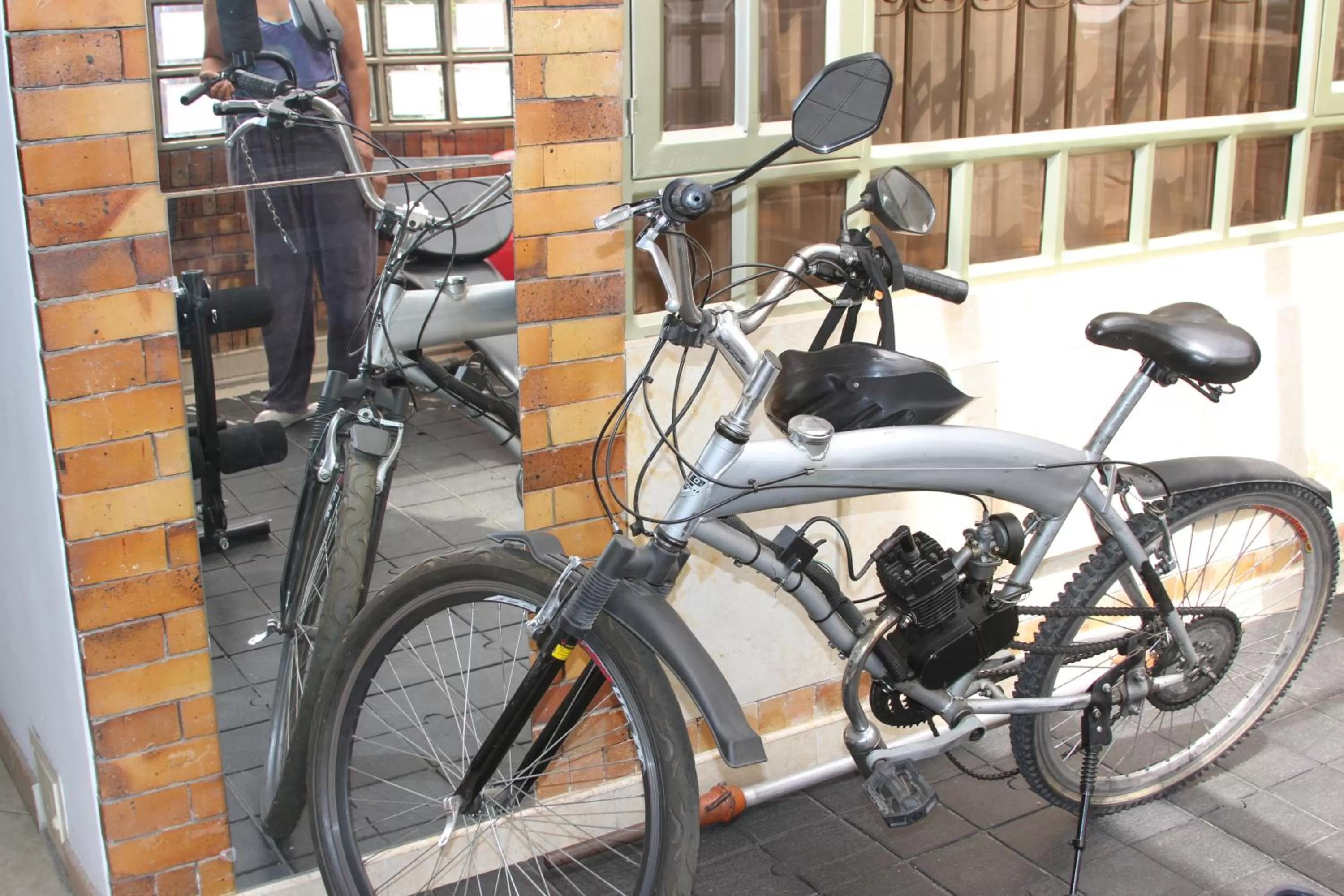 Other, Biking in D'lujo