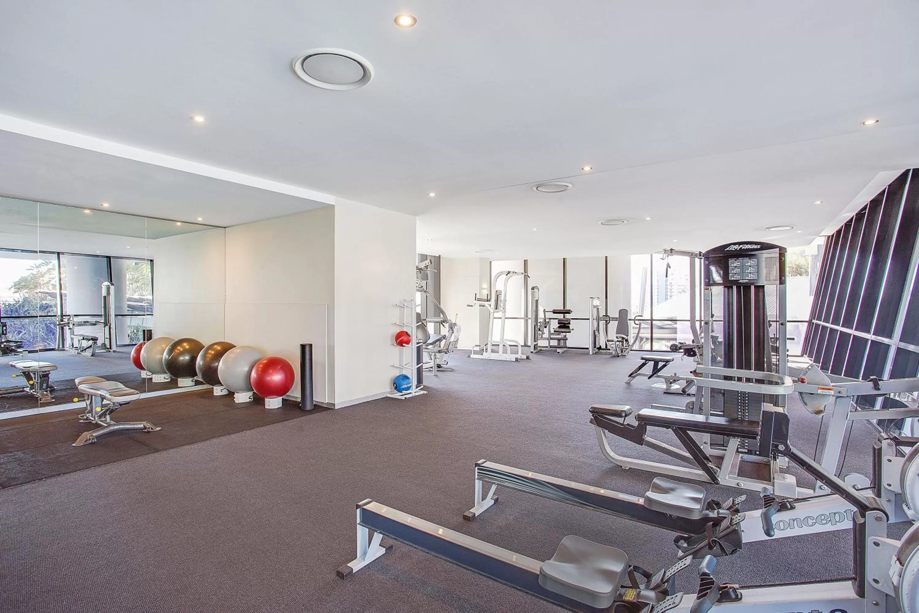 Fitness centre/facilities in Mantra Circle On Cavill