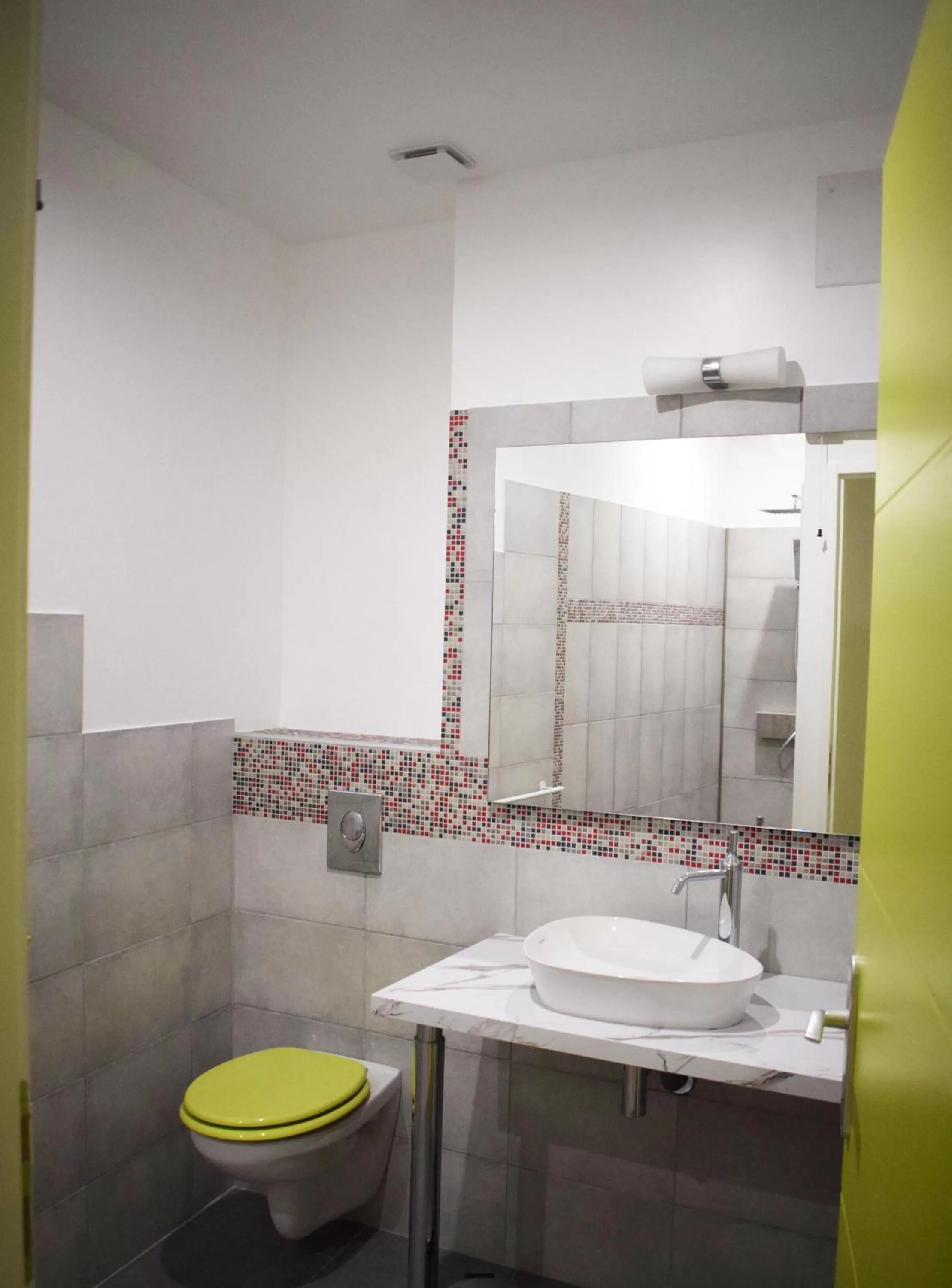 Bathroom in Art Home BnB