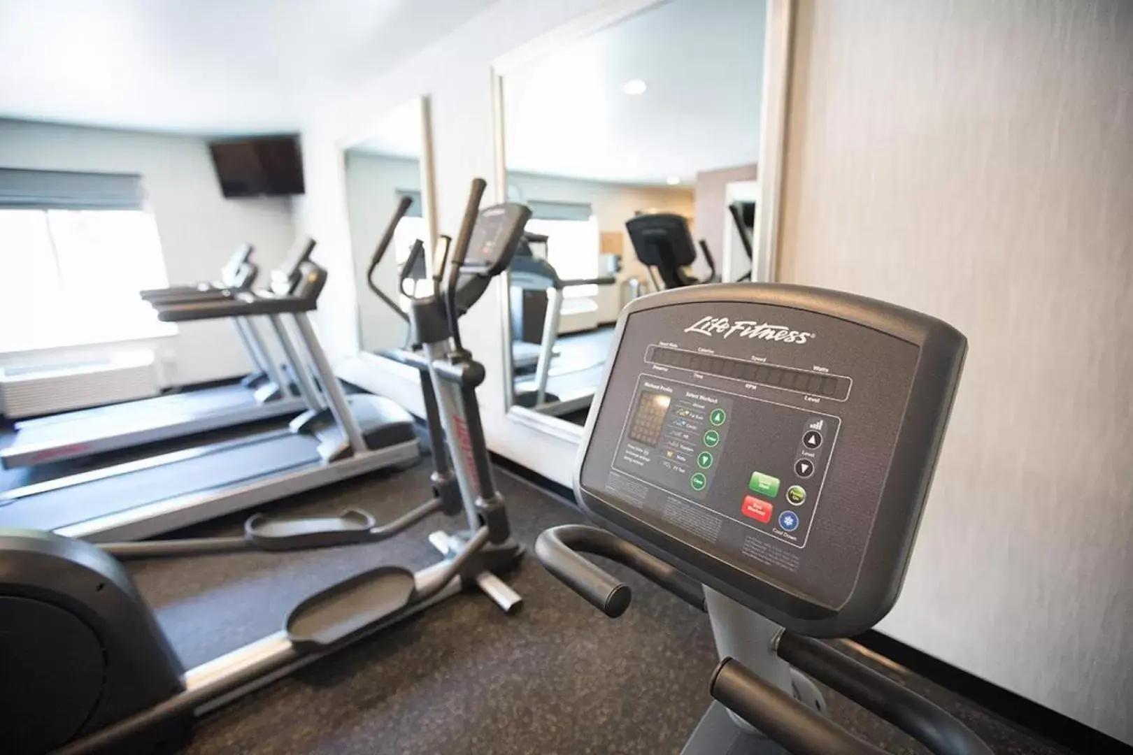 Fitness Center/Facilities in Best Western University Inn Santa Clara