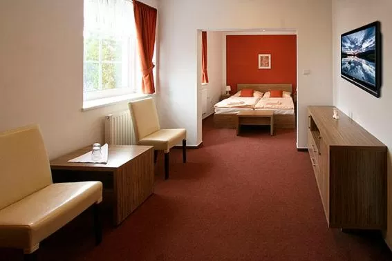 Bed in Wellness Hotel Hukvaldy POLOPENZE A WELLNESS V CENĚ