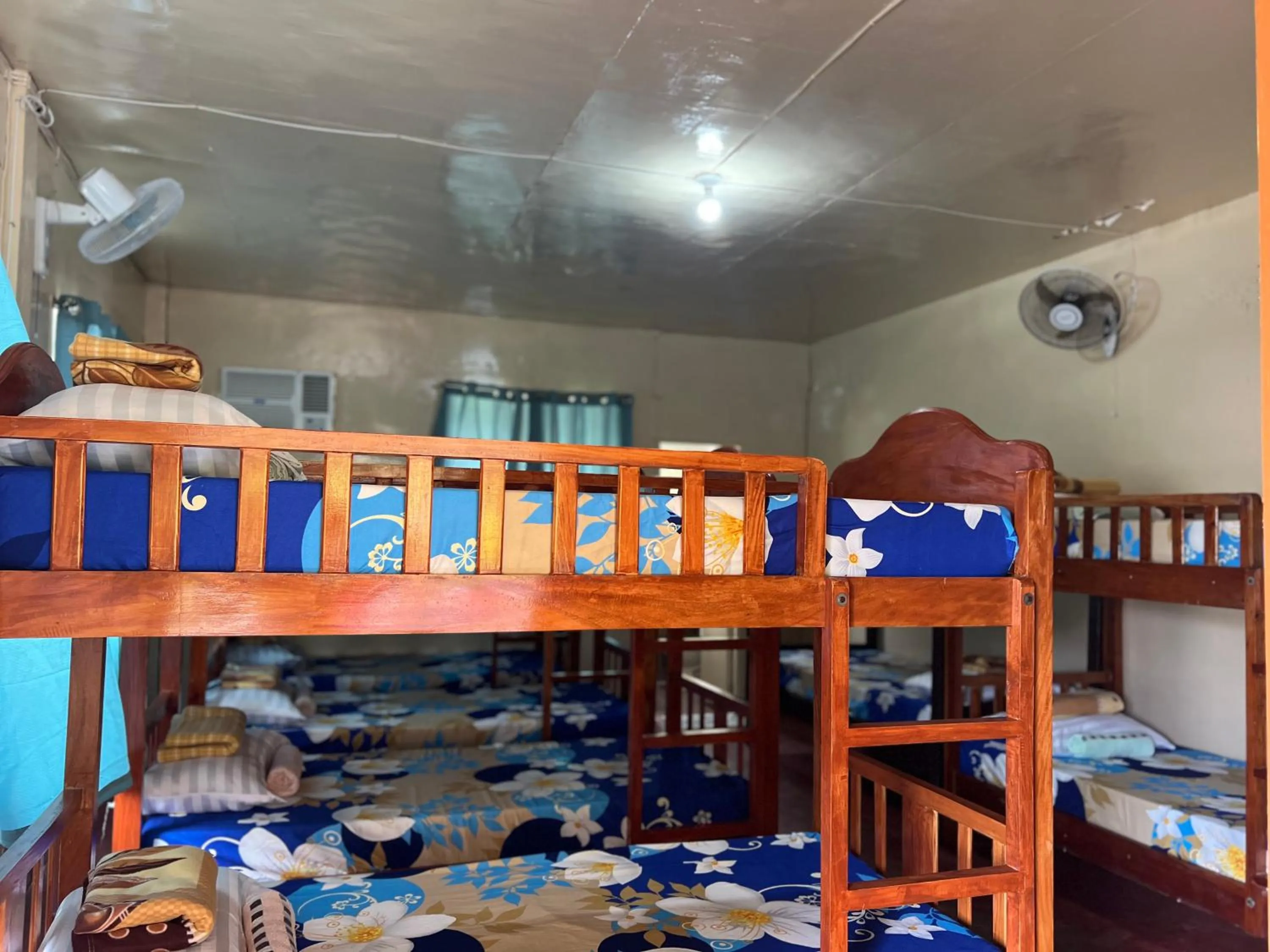 Bedroom, Bed in Gratum Beach Resort