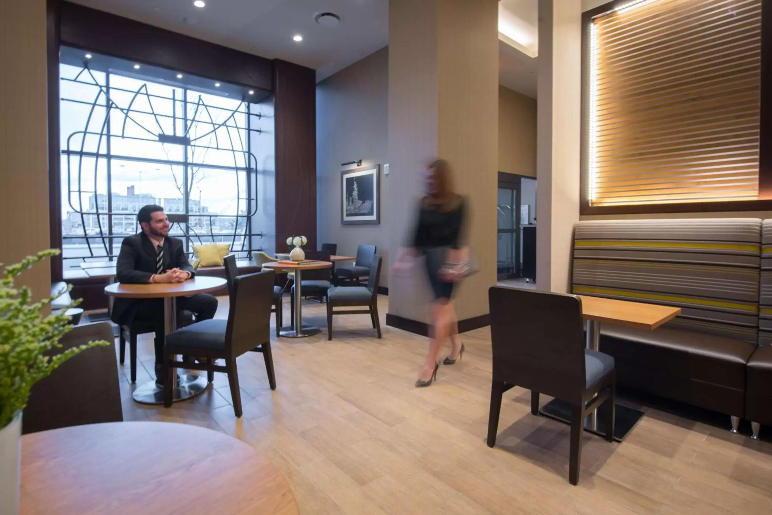 Lobby or reception in Hampton Inn & Suites Washington, D.C. - Navy Yard