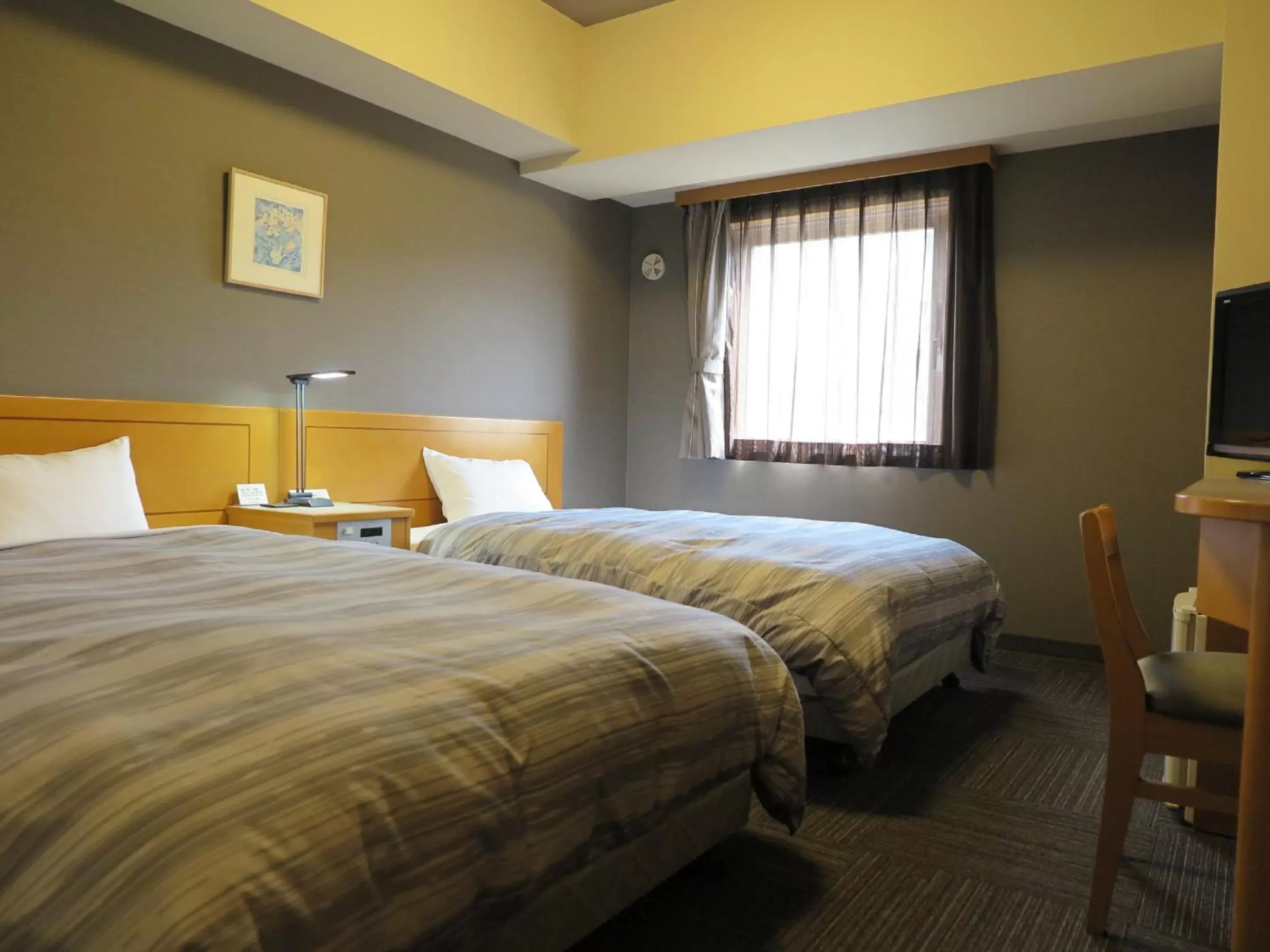 Bed in Hotel Route-Inn Kikugawa Inter