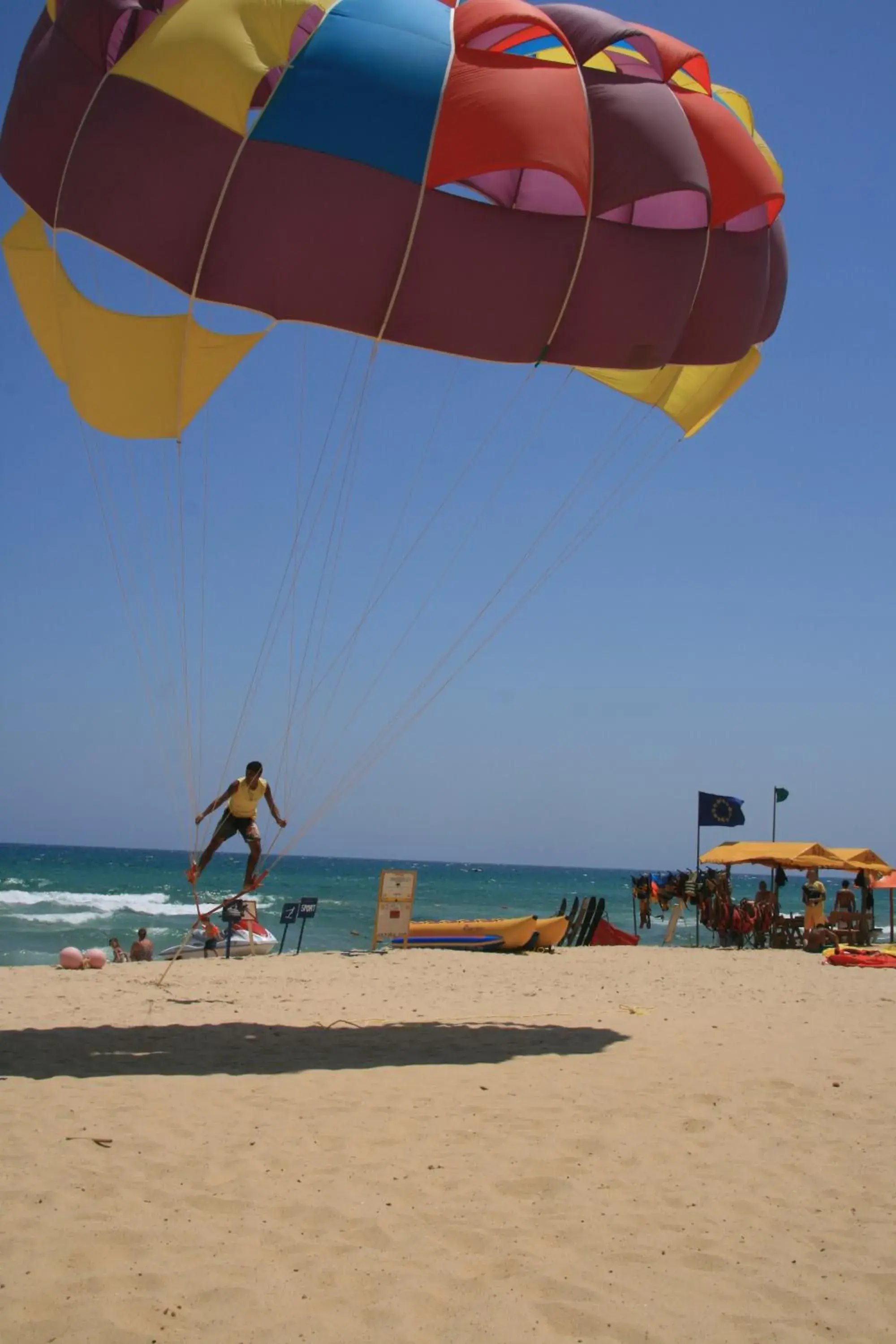 Entertainment, Windsurfing in El Mouradi Hammamet