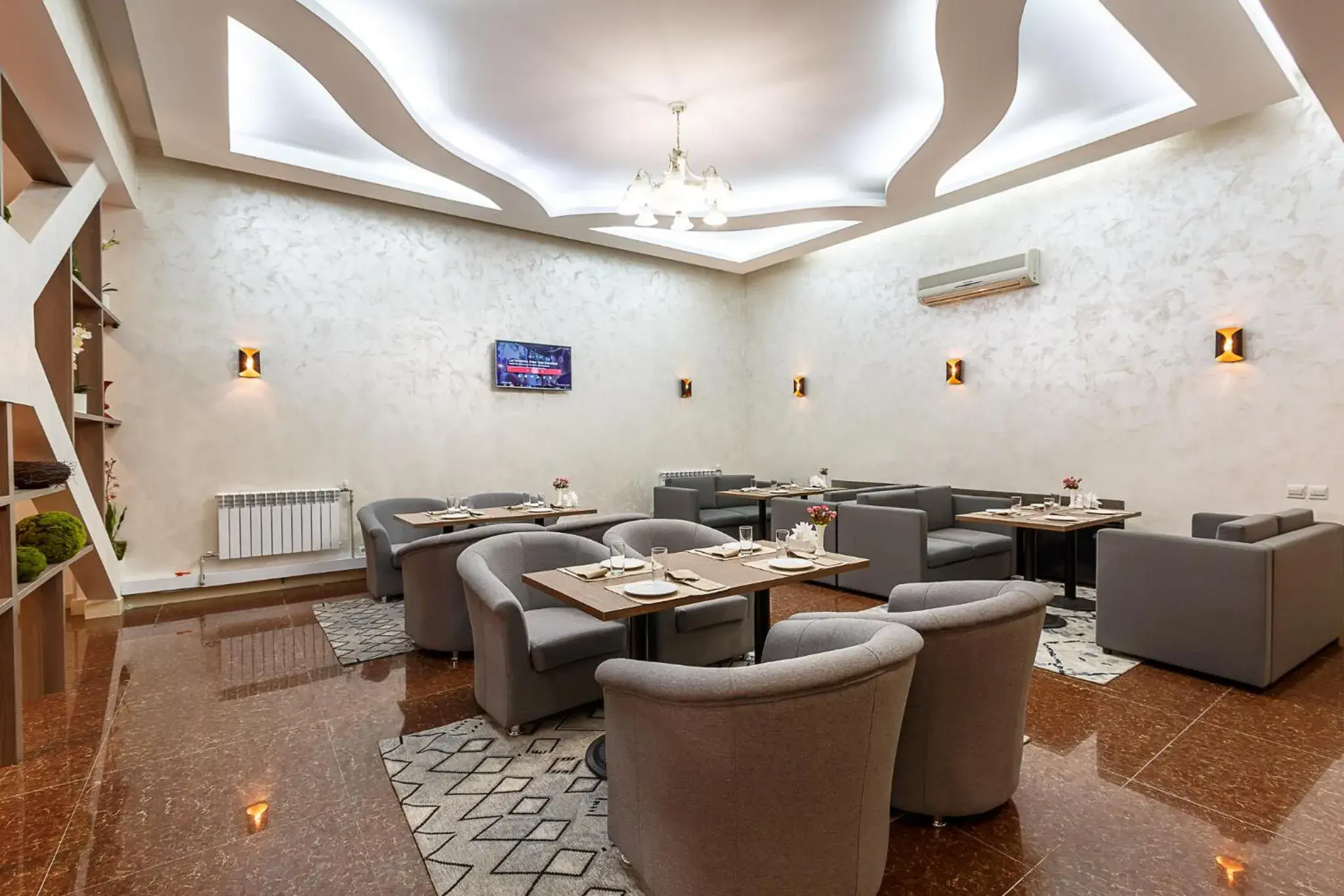 Lounge or bar, Restaurant/Places to Eat in Renion Hotel