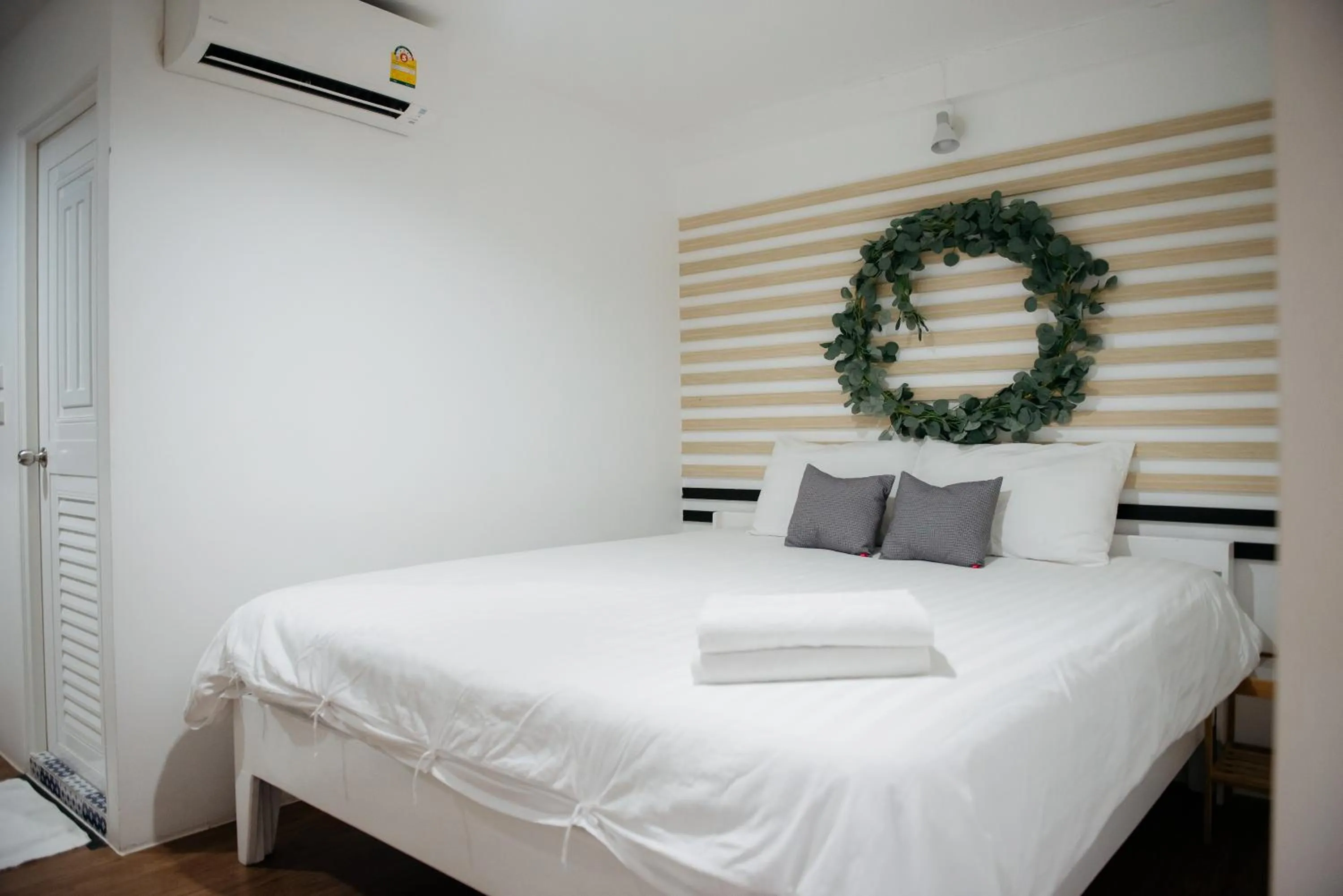 Bed in Lamoon Boutique Hotel