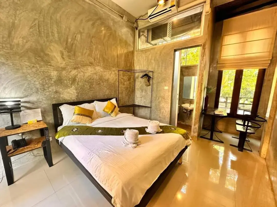 Bed in Hern Lhin Natural Resort