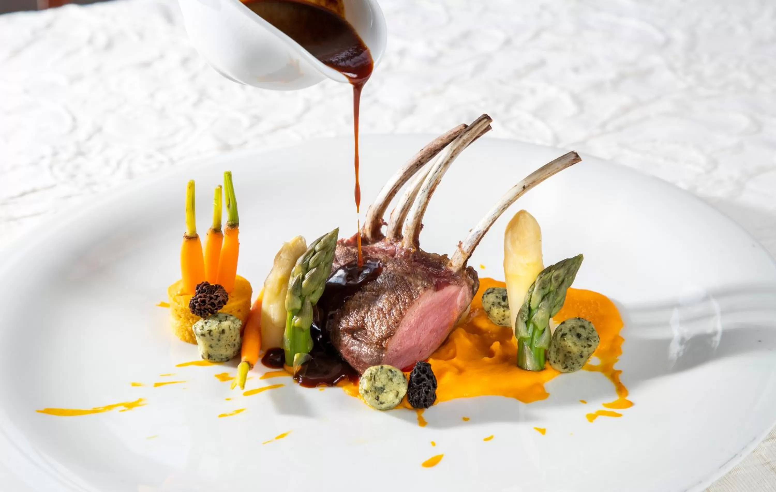 Restaurant/places to eat in Hotel Hubertushof