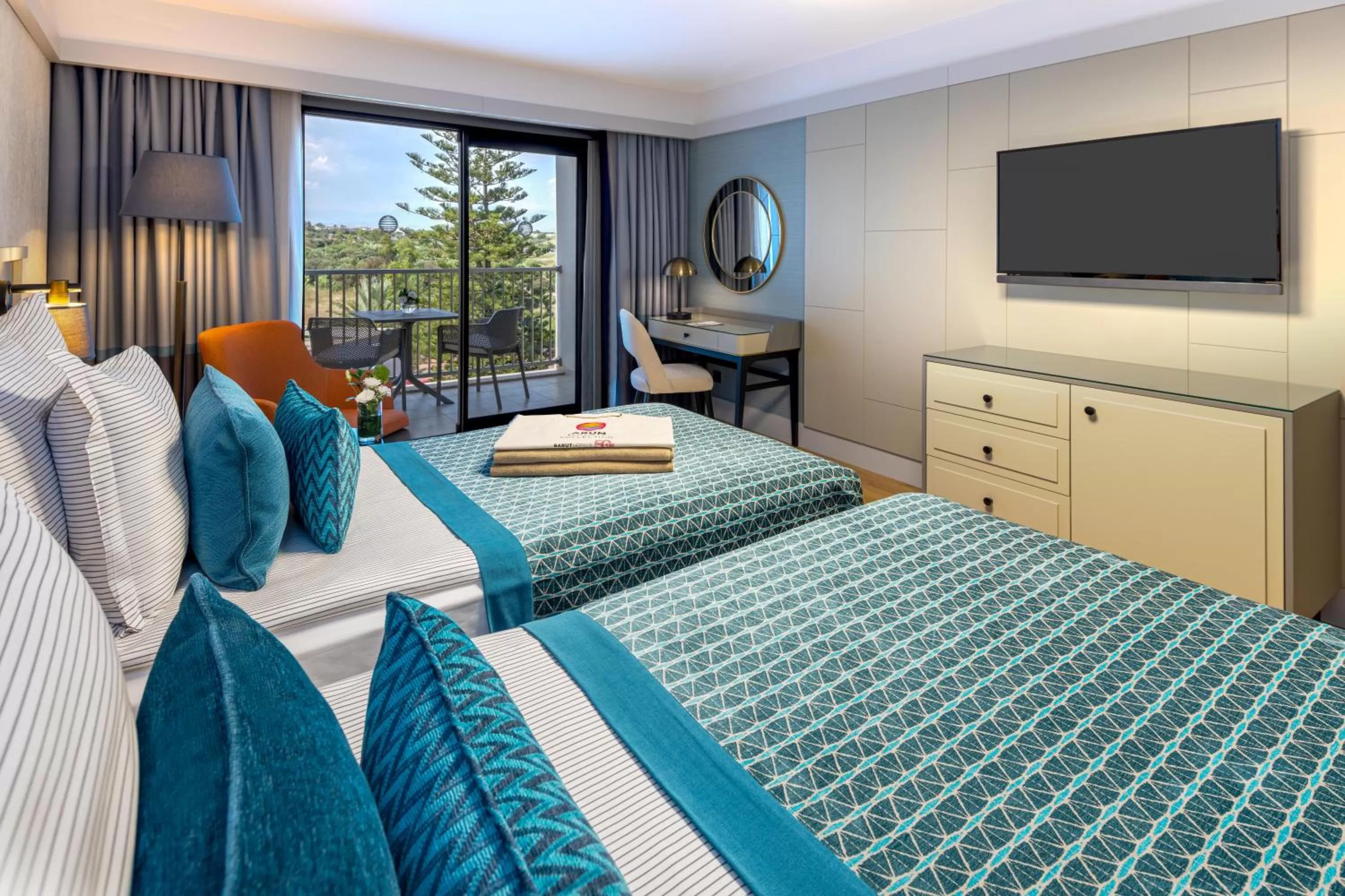 Communal lounge/ TV room, Bed in Arum Barut Collection - Ultra All Inclusive