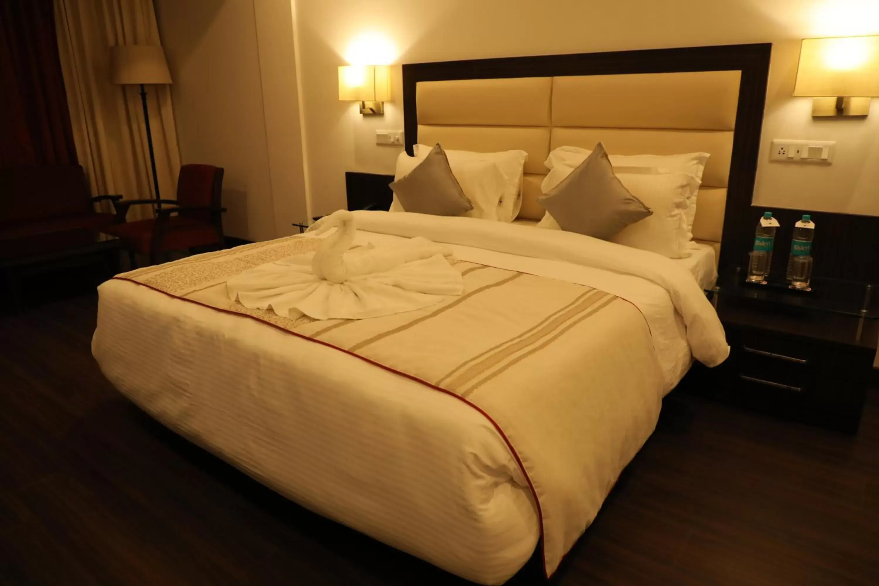 Bed in Hotel Natraj Rishikesh