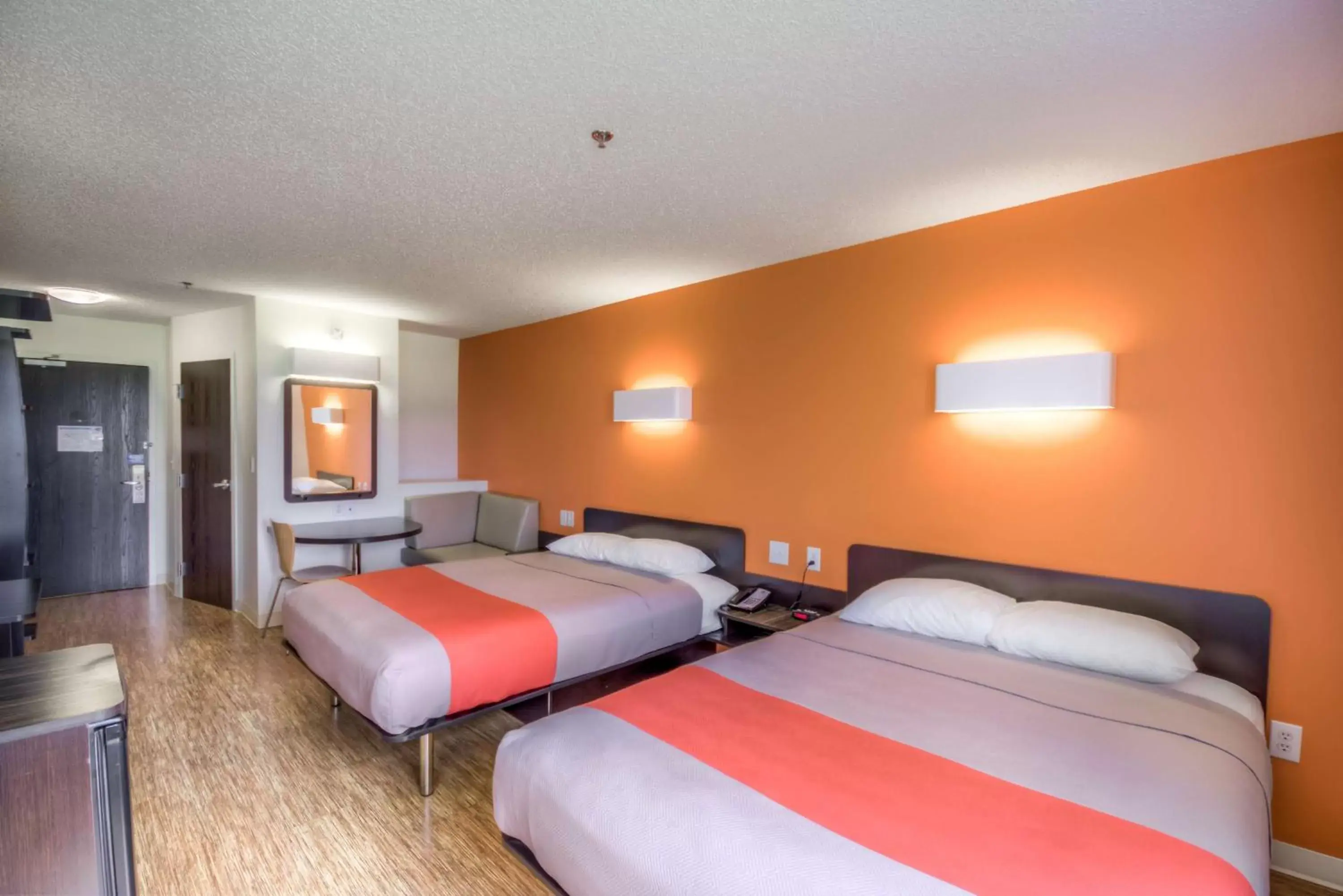 Photo of the whole room, Bed in Motel 6-Headingley, MB - Winnipeg West