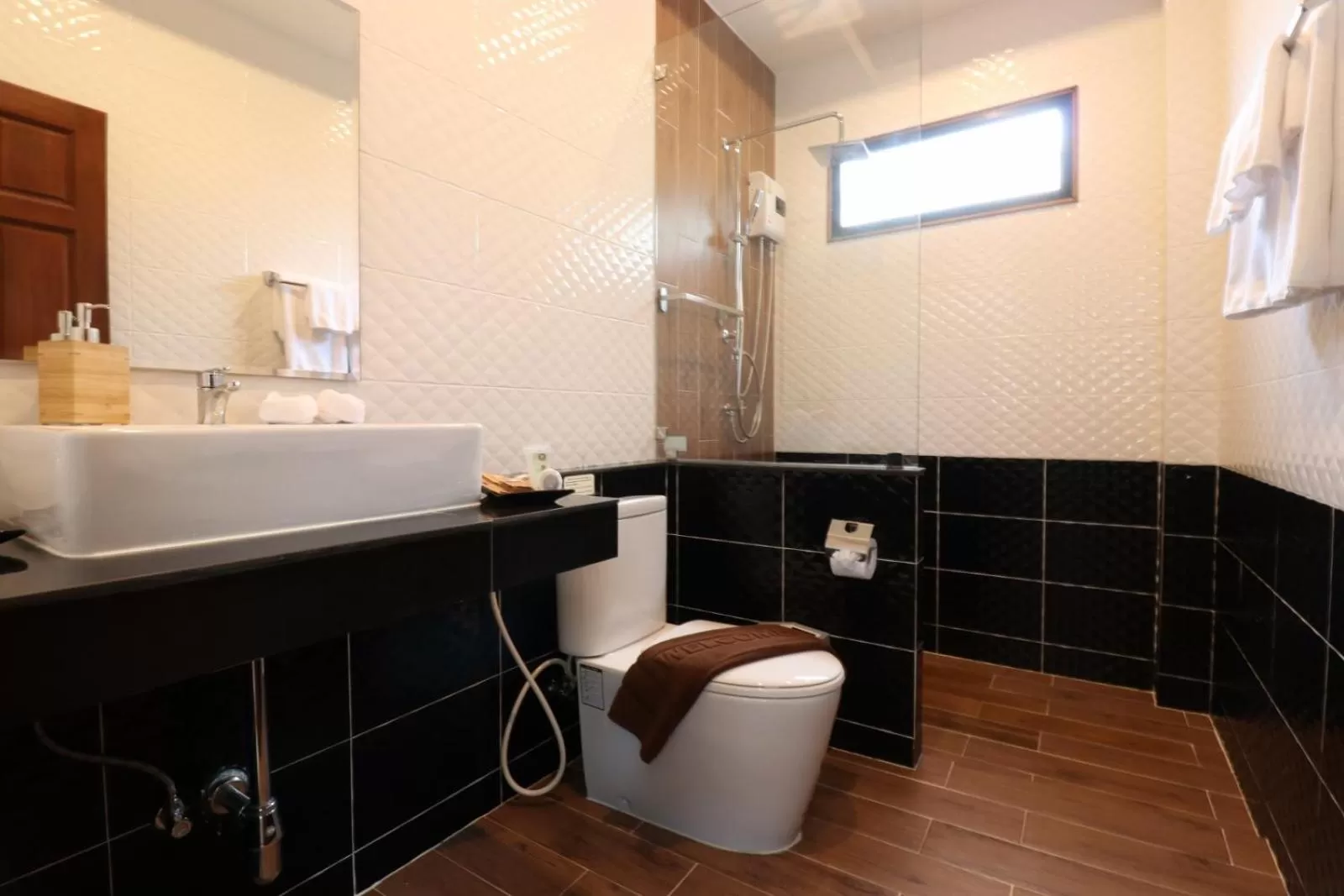 Bathroom in The Scene Cliff View Villas