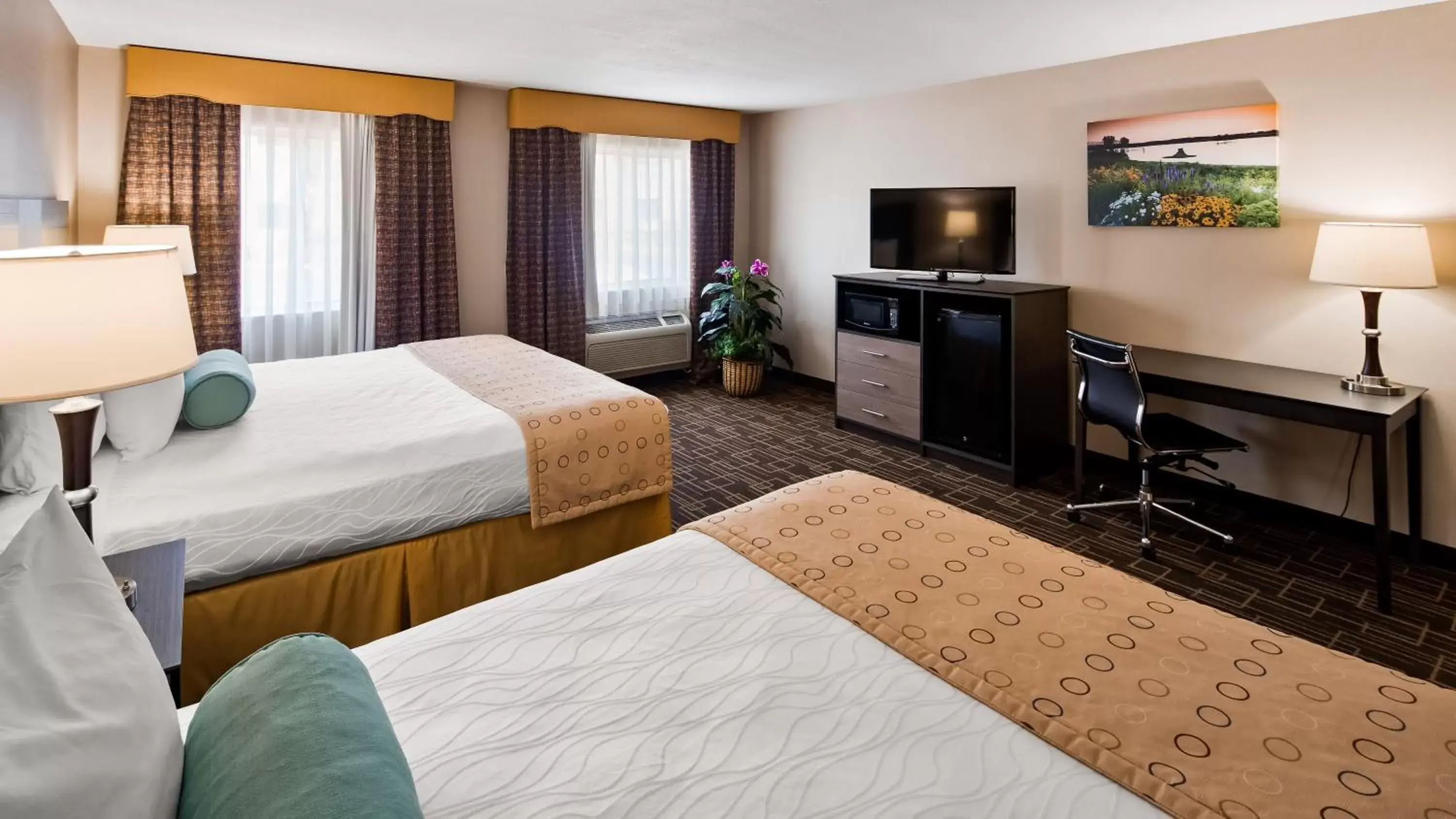 Photo of the whole room in Best Western Airport Inn