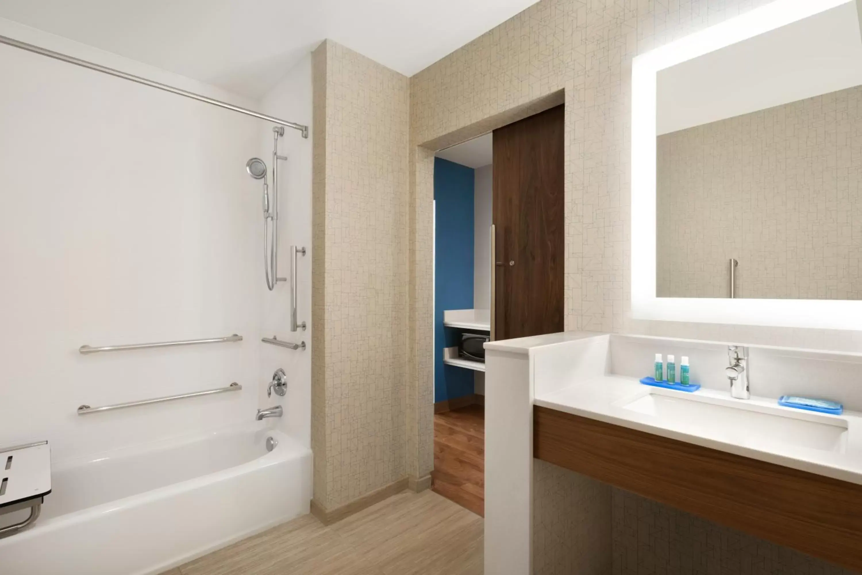 Bathroom in Holiday Inn Express & Suites - Cincinnati South - Wilder, an IHG Hotel