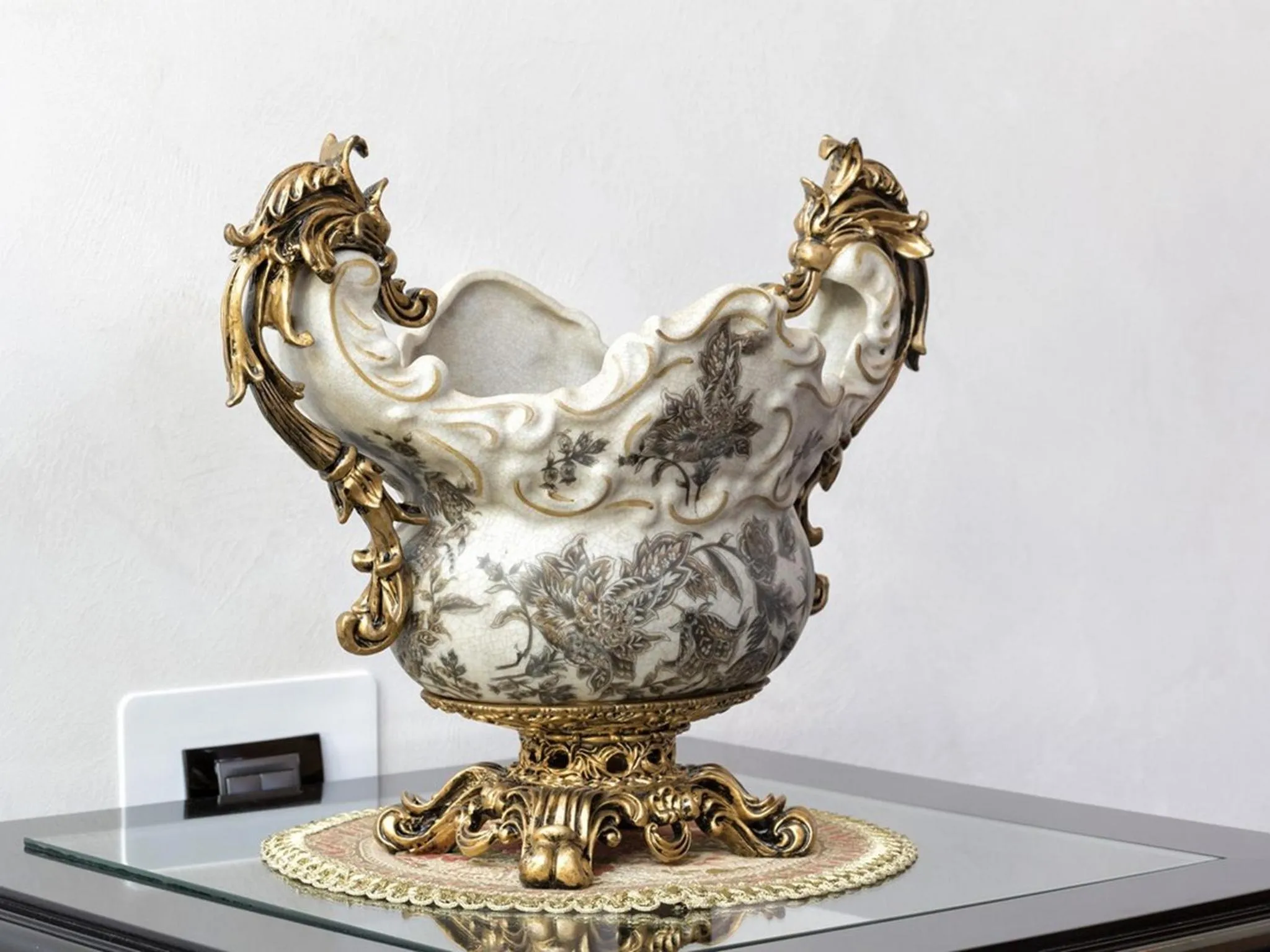 Decorative detail in Nova City Garni Hotel Signature Collection