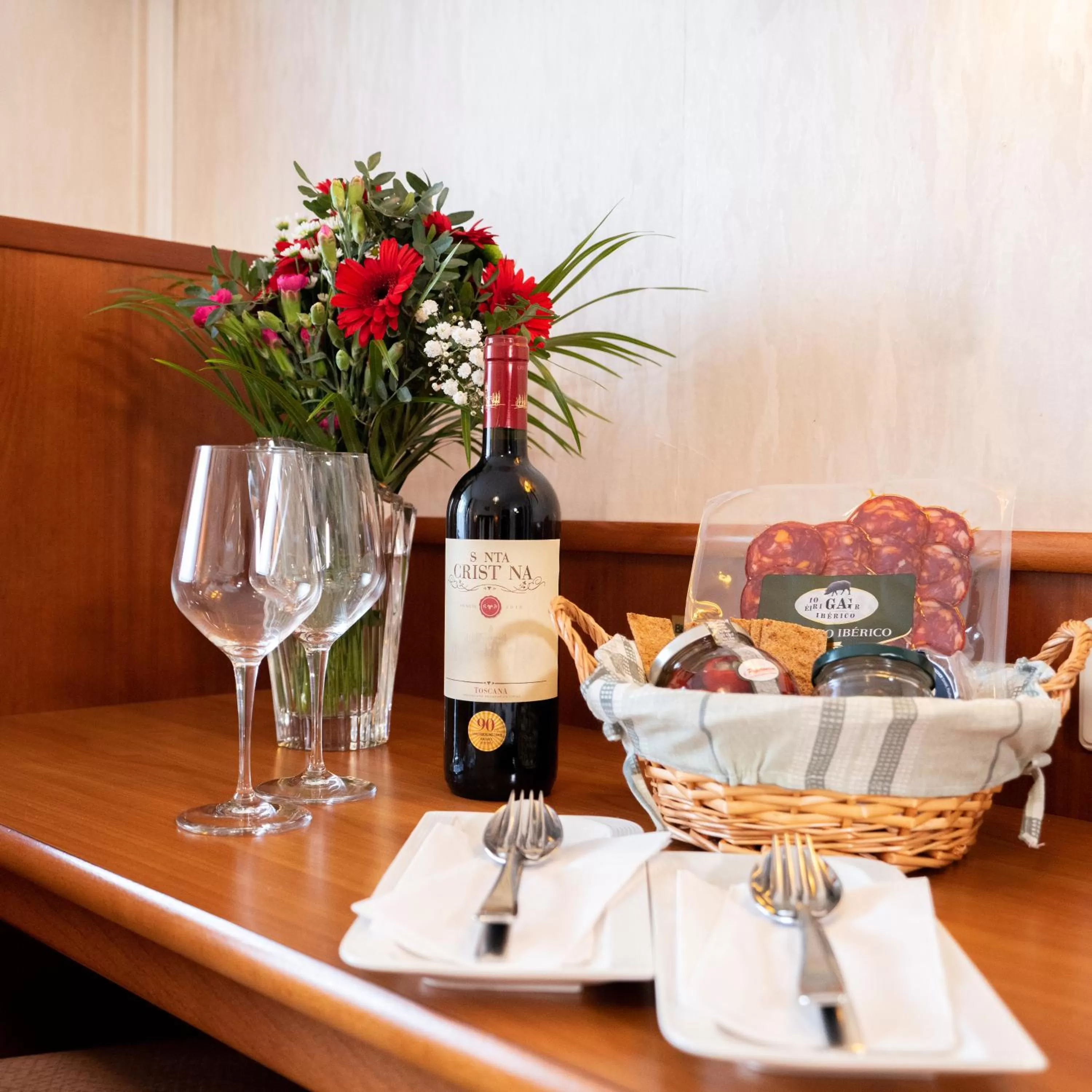 Food and drinks in Hotel Wegener