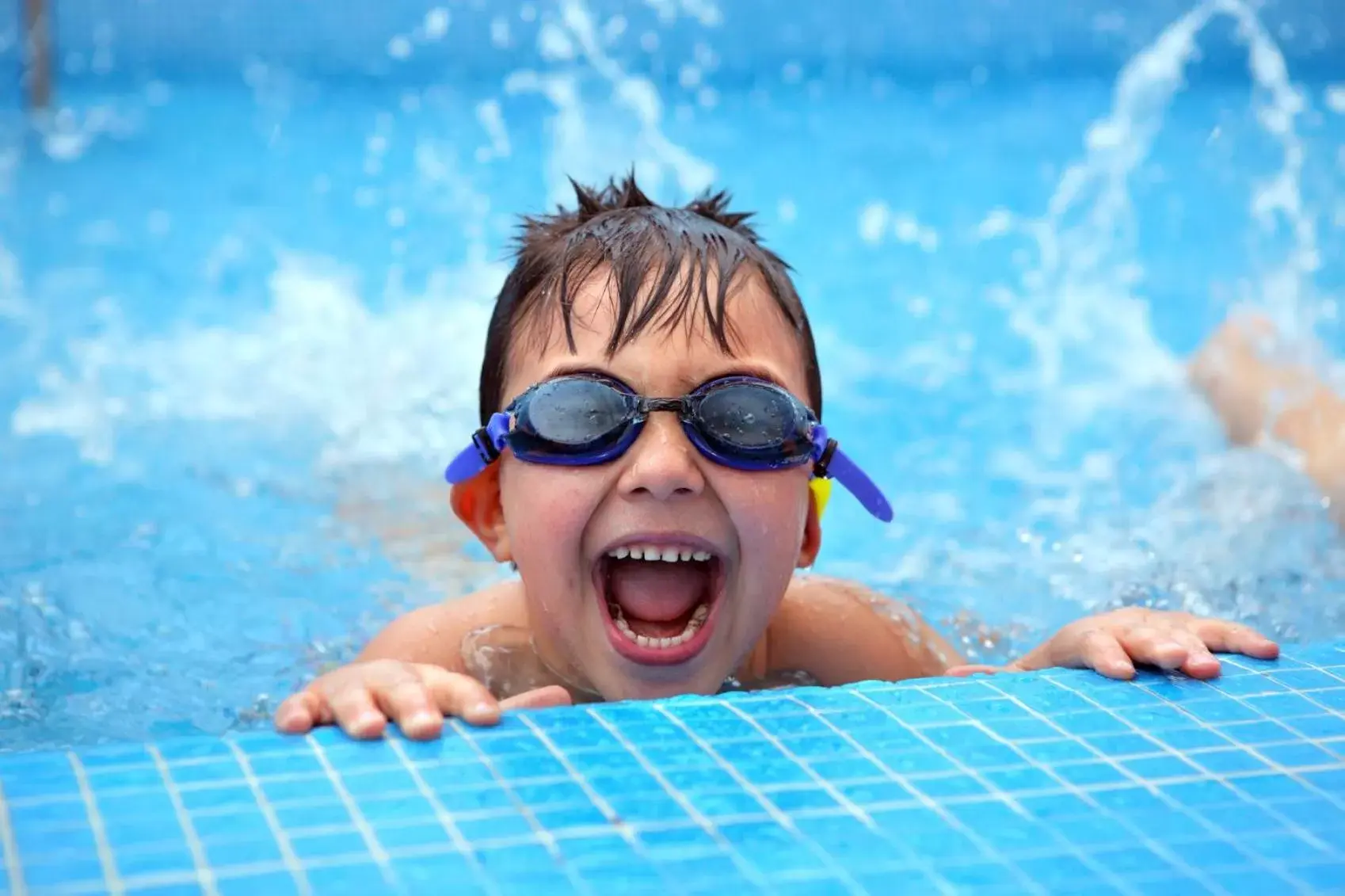 Swimming pool, Children in Glenroyal Hotel