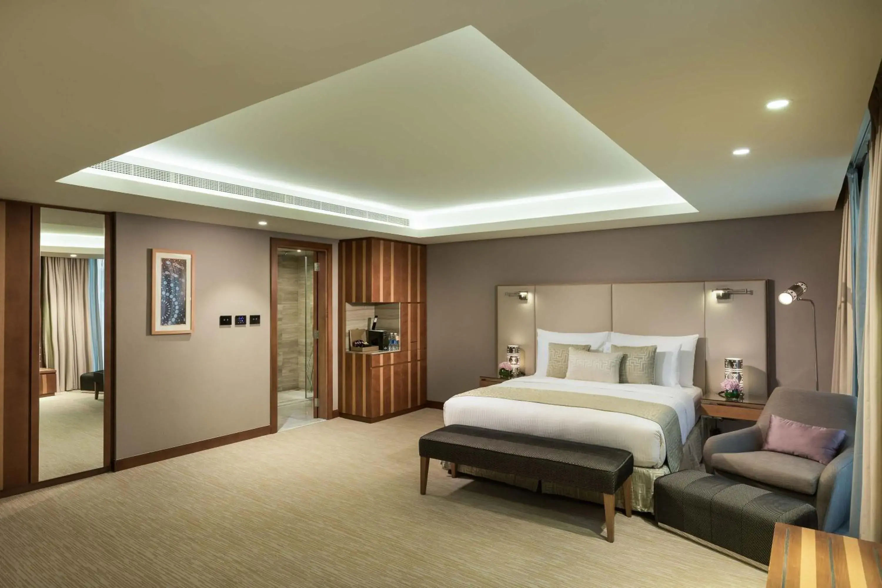 Bedroom in Grand Millennium Muscat