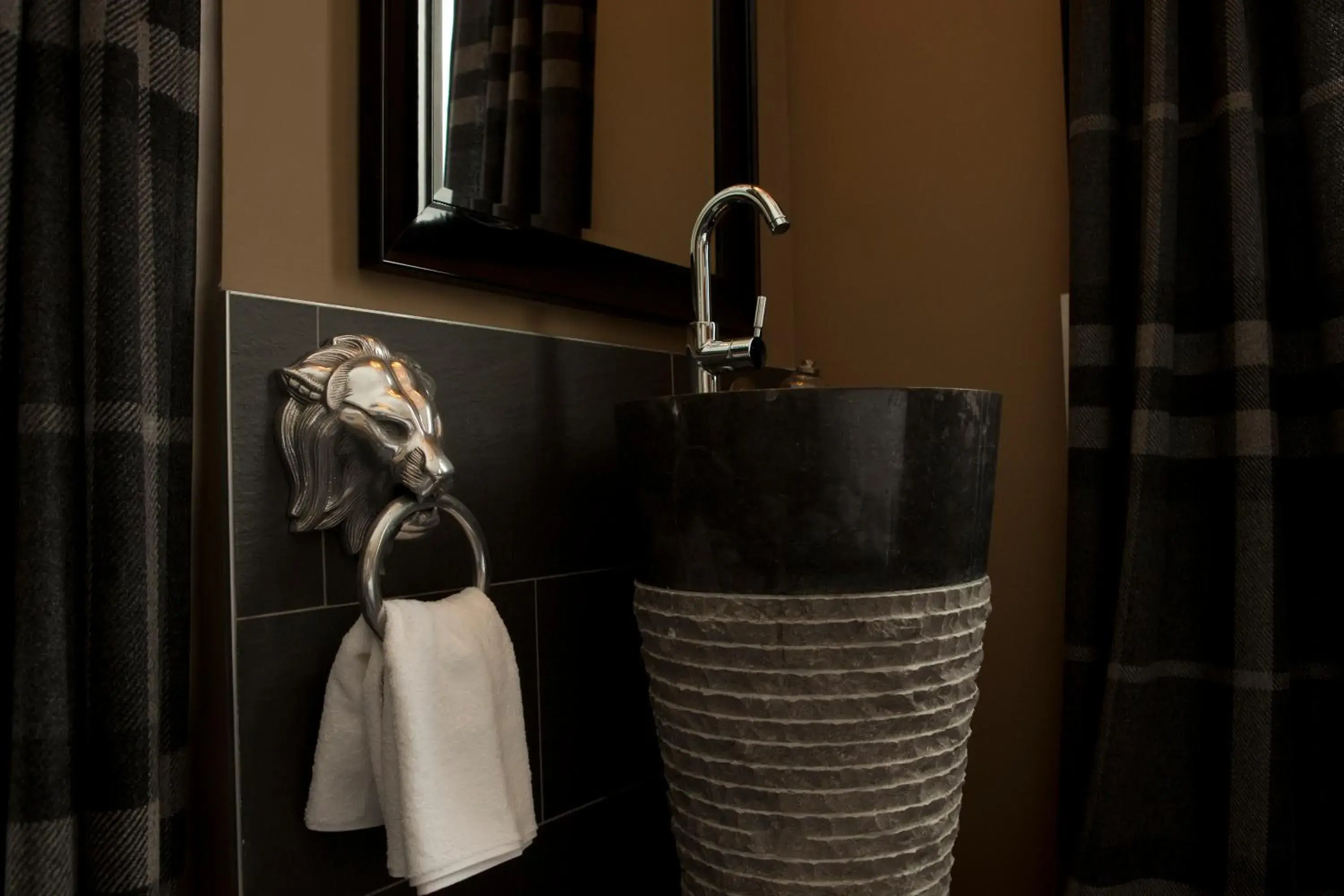 Decorative detail, Bathroom in Boutique-Hotel GEORGES