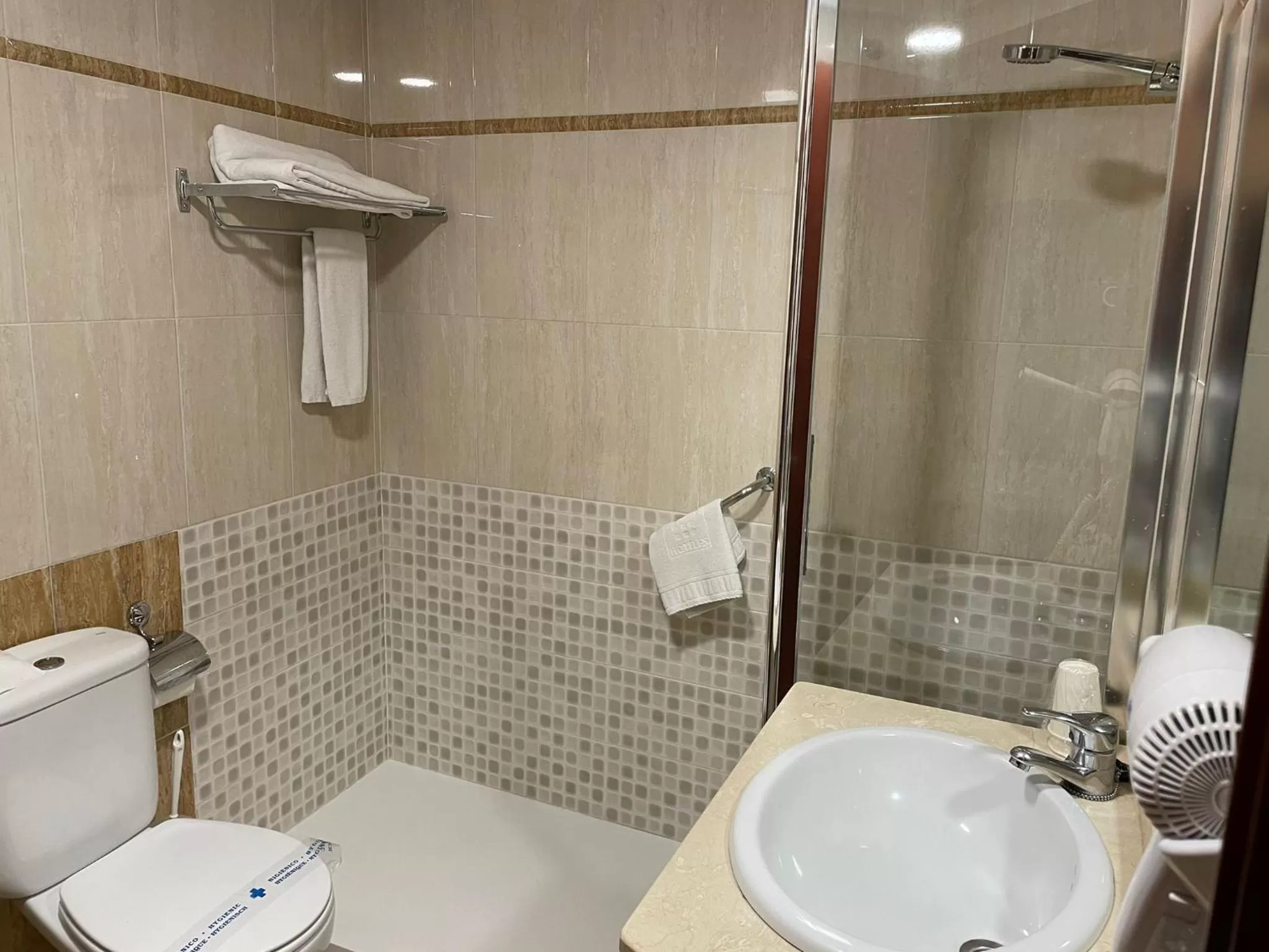 Bathroom in Apartahotel FC Catedral