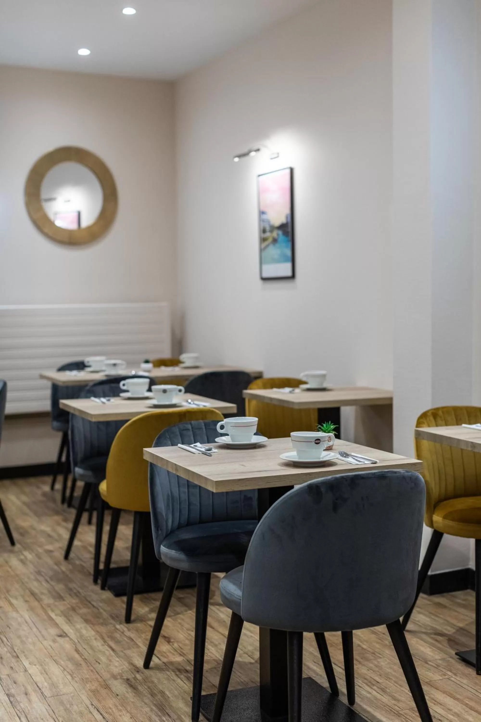 Breakfast in Hôtel Le Florin