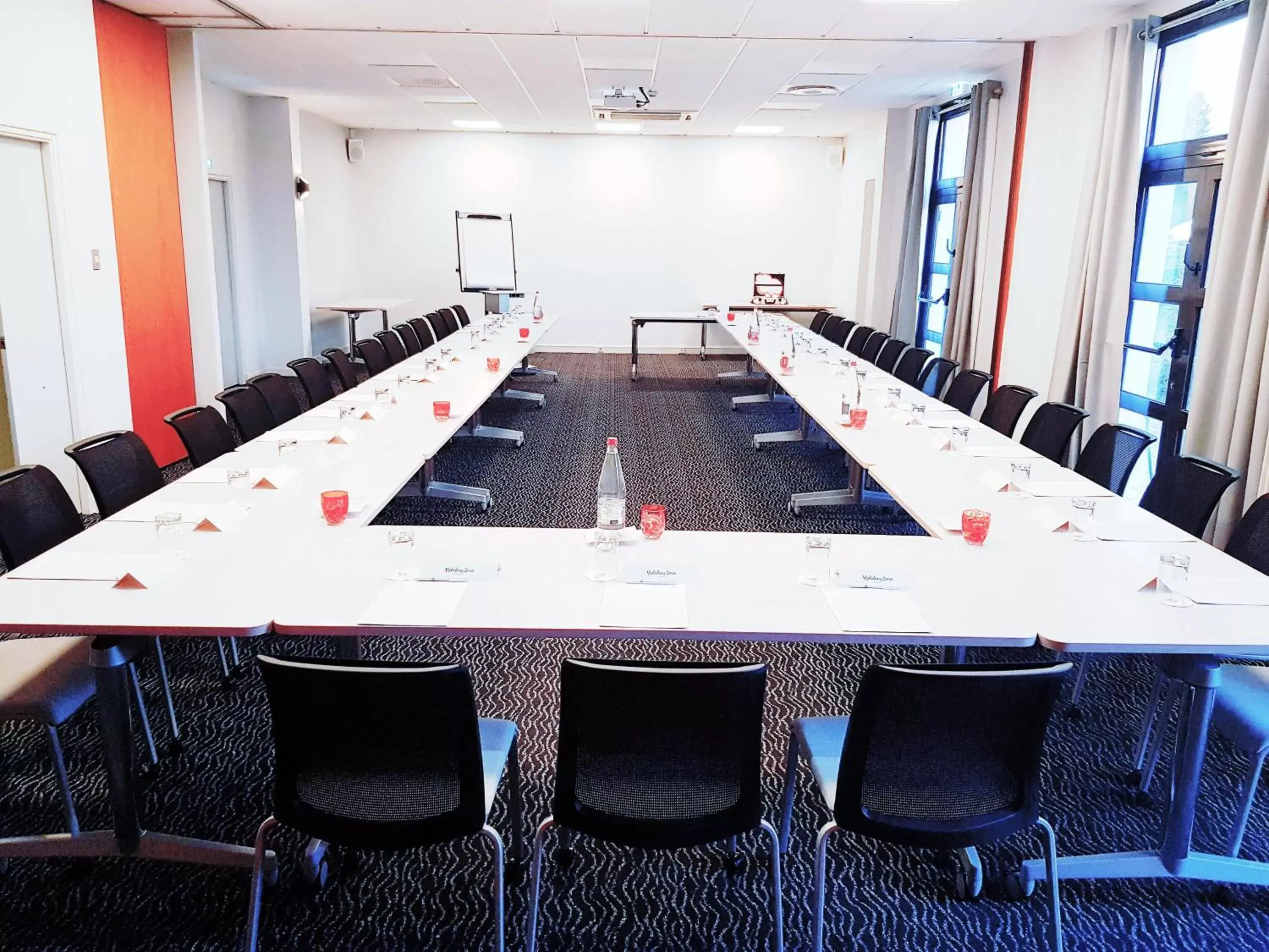 Meeting/conference room, Business Area/Conference Room in Holiday Inn Calais Coquelles, an IHG Hotel