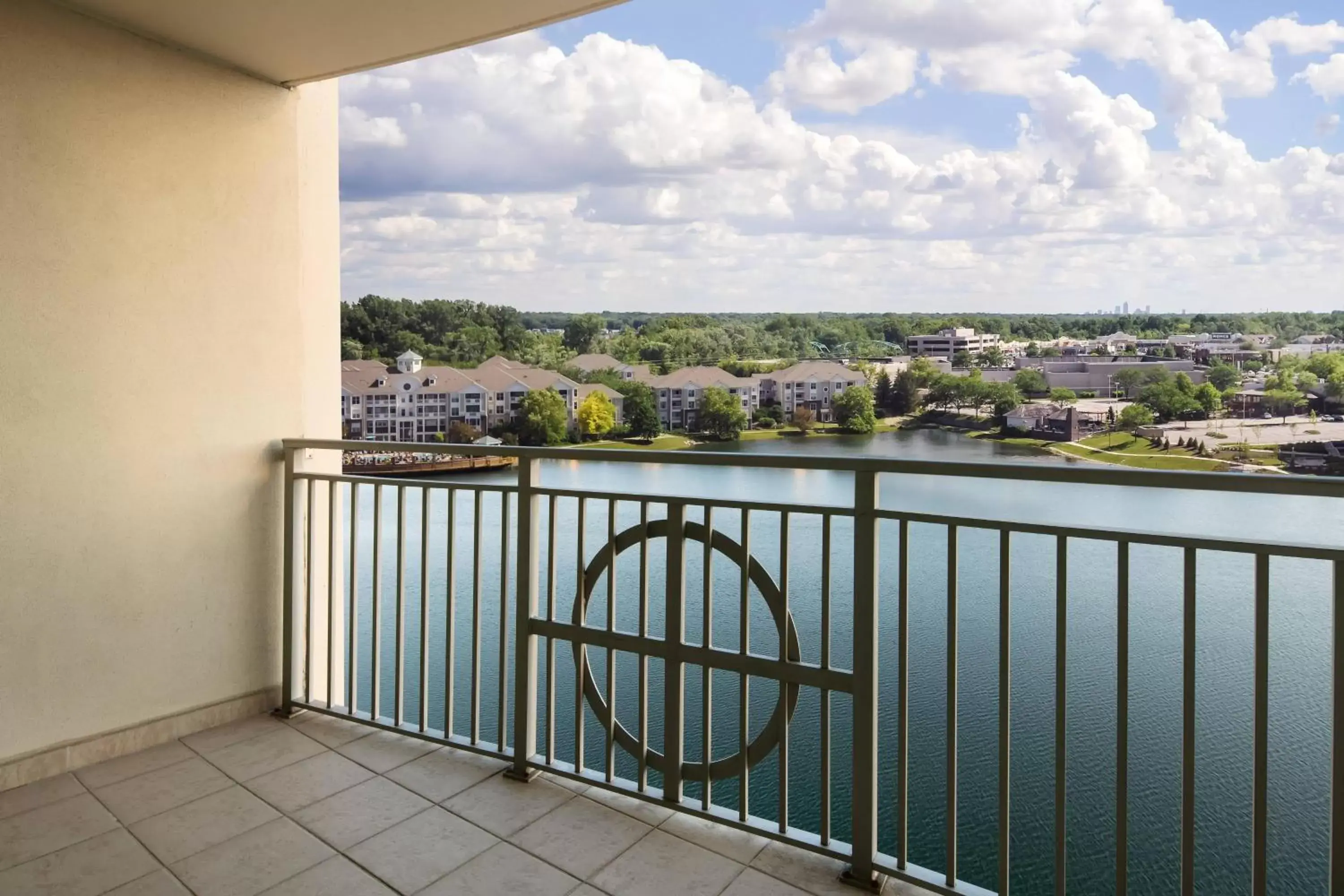 Photo of the whole room, Balcony/Terrace in Marriott Indianapolis North