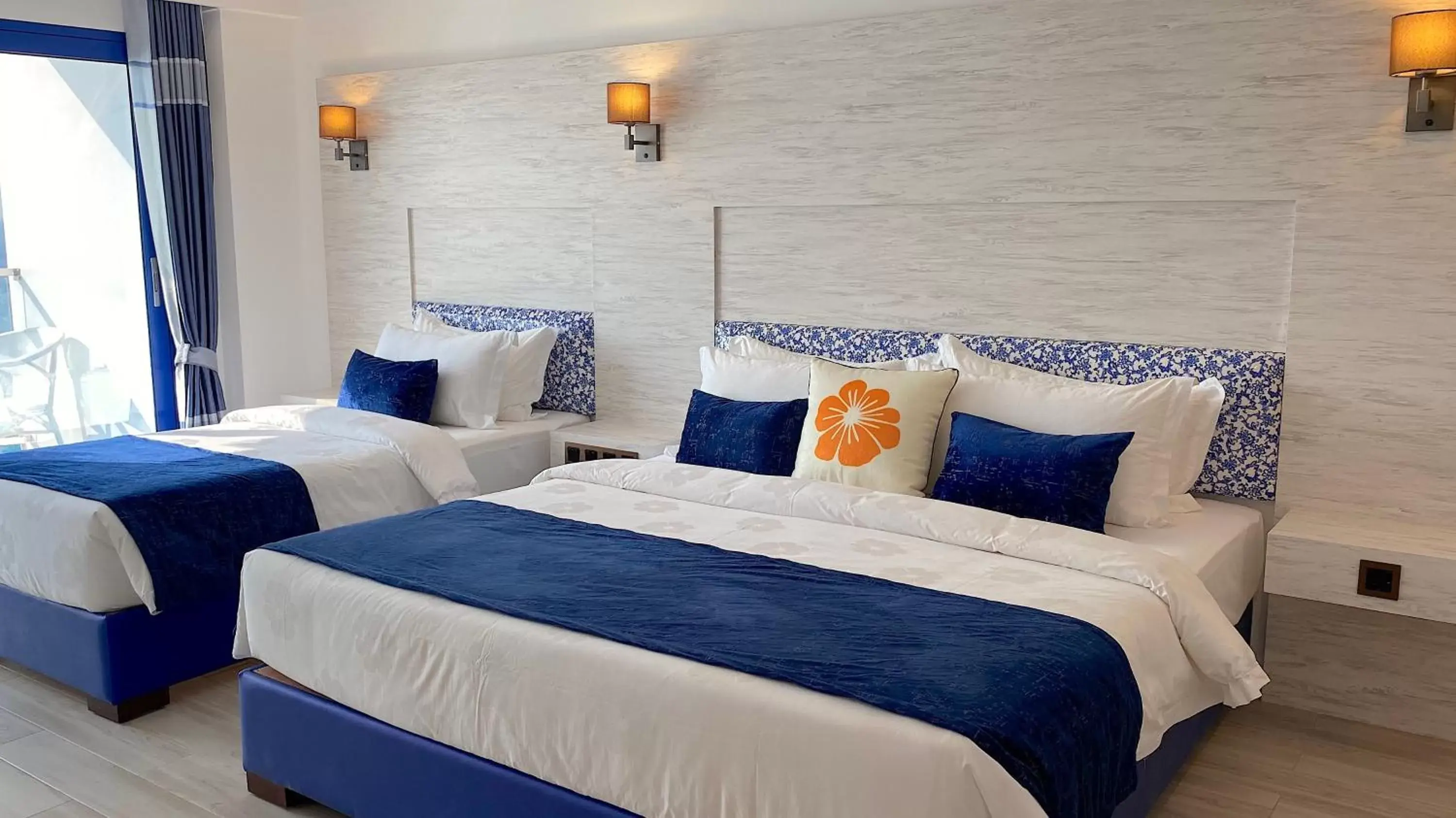 Bed in Kaani Palm Beach Bed in Kaani Palm Beach