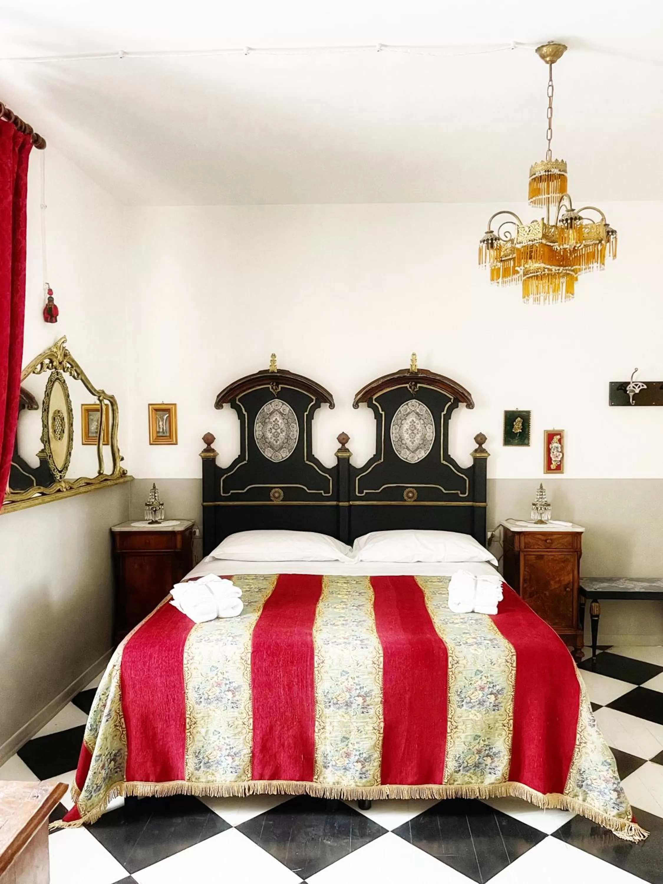 Bedroom, Bed in Mapepa Village apartments